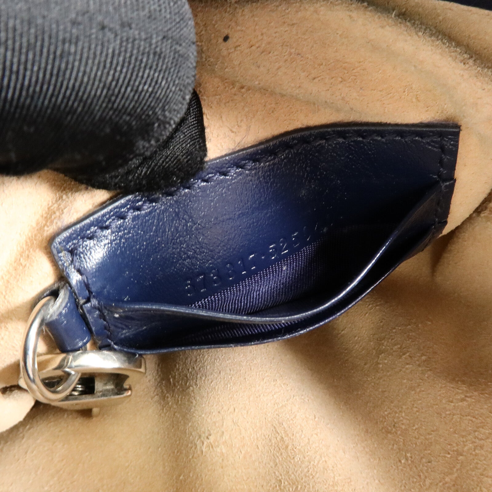 GUCCI 牛皮皮革BB Marmont Bucket鏈帶肩背袋