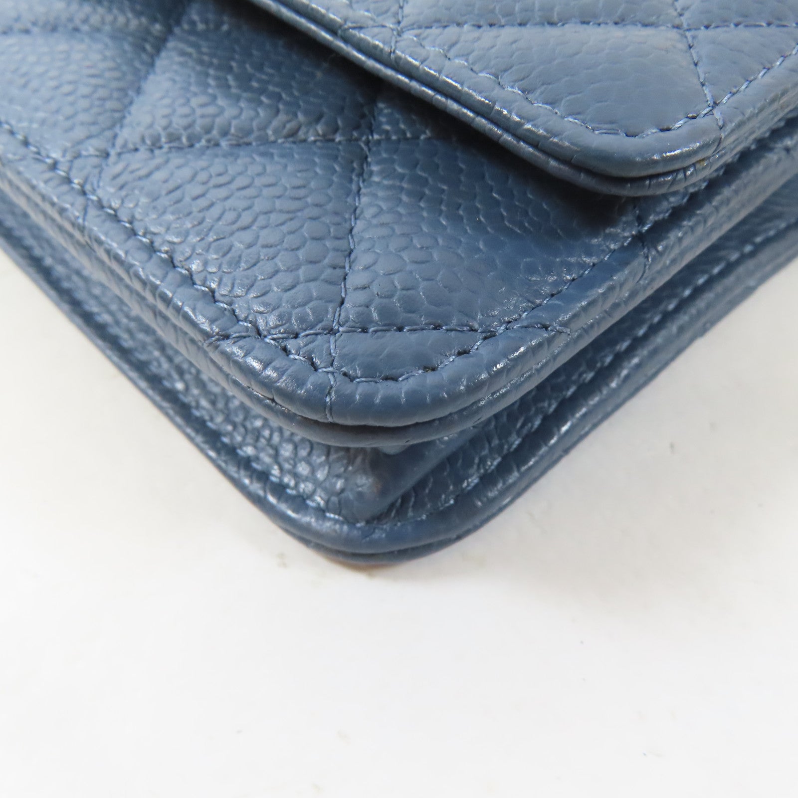CHANEL 菱格Caviar皮革Wallet On Chain銀扣鏈帶肩背袋藍色