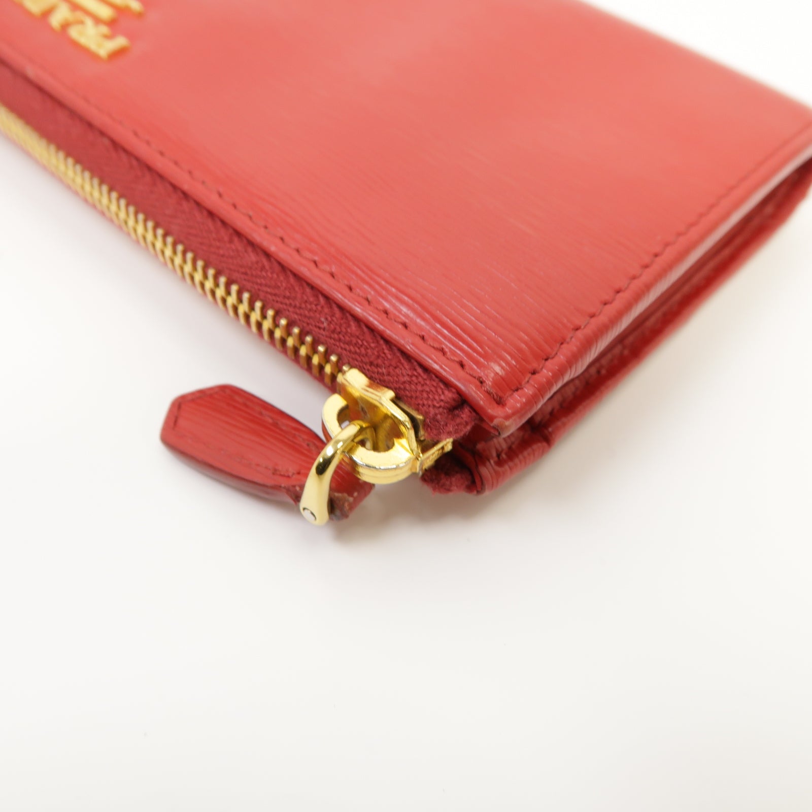 PRADA 【激減優惠】牛皮皮革Long Wallet金扣長錢包紅色