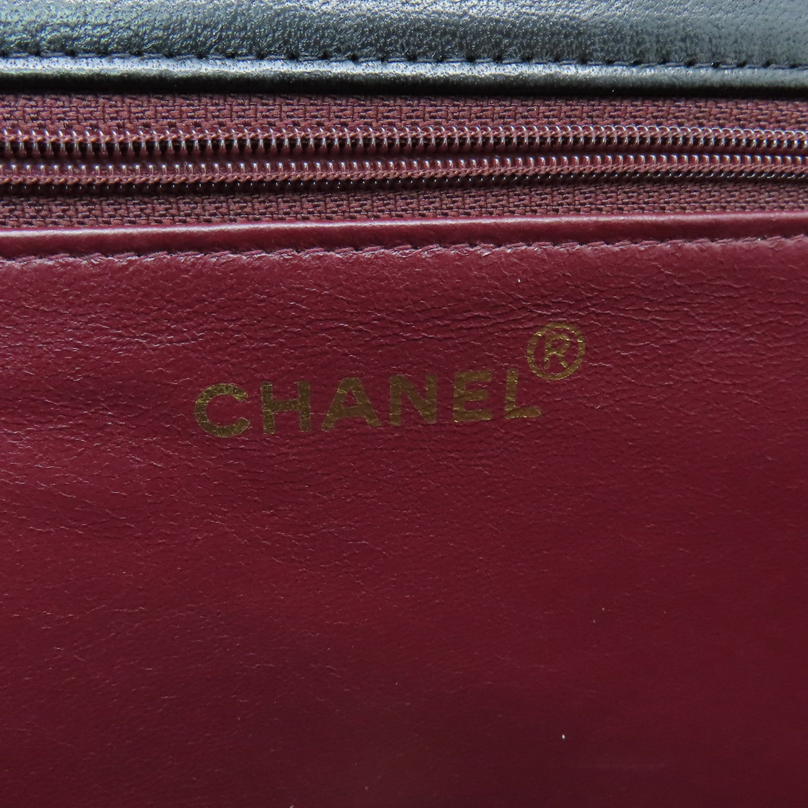CHANEL rhombic sheepskin leather Chain Shoulder gold buckle chain shoulder bag black