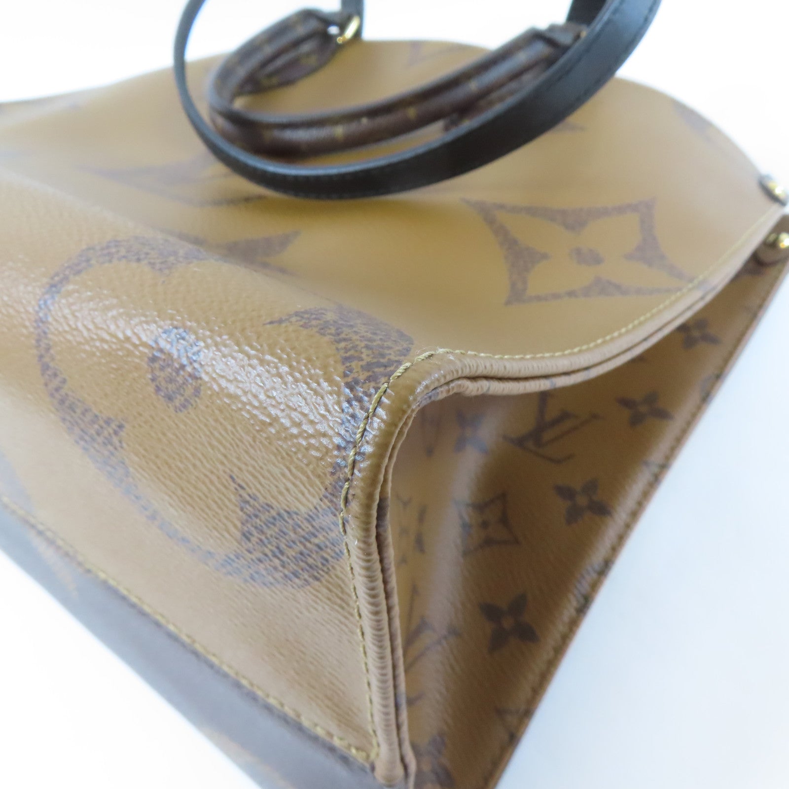 LOUIS VUITTON Monogram Giant On The Go MM金扣手挽肩背兩用袋啡色