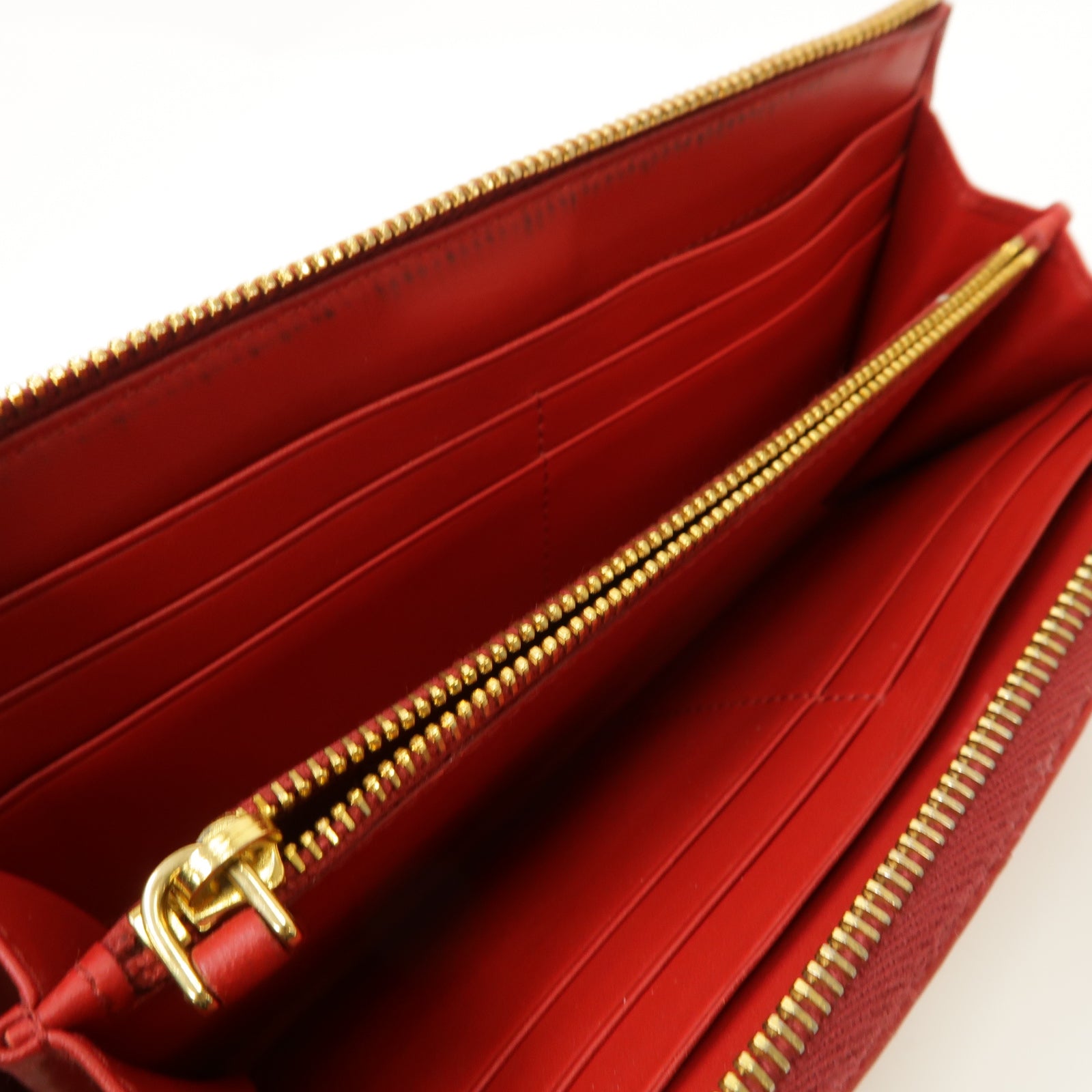 PRADA 【激減優惠】牛皮皮革Long Wallet金扣長錢包紅色