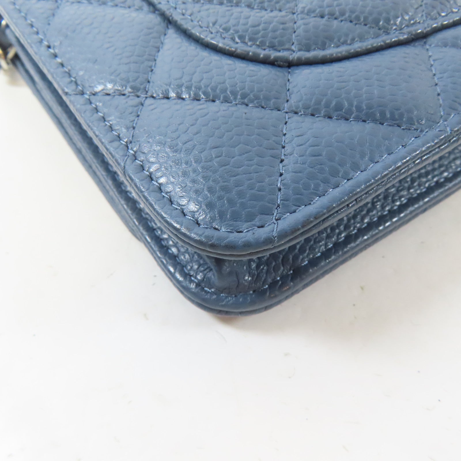 CHANEL 菱格Caviar皮革Wallet On Chain銀扣鏈帶肩背袋藍色