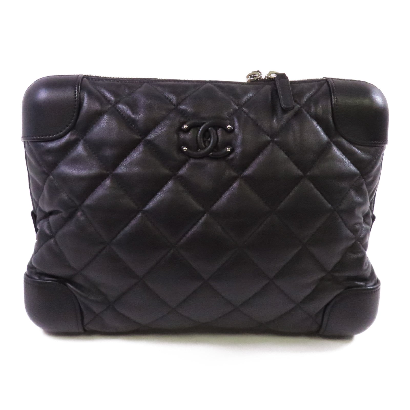 CHANEL 羊皮皮革Pouch銀扣手拿包