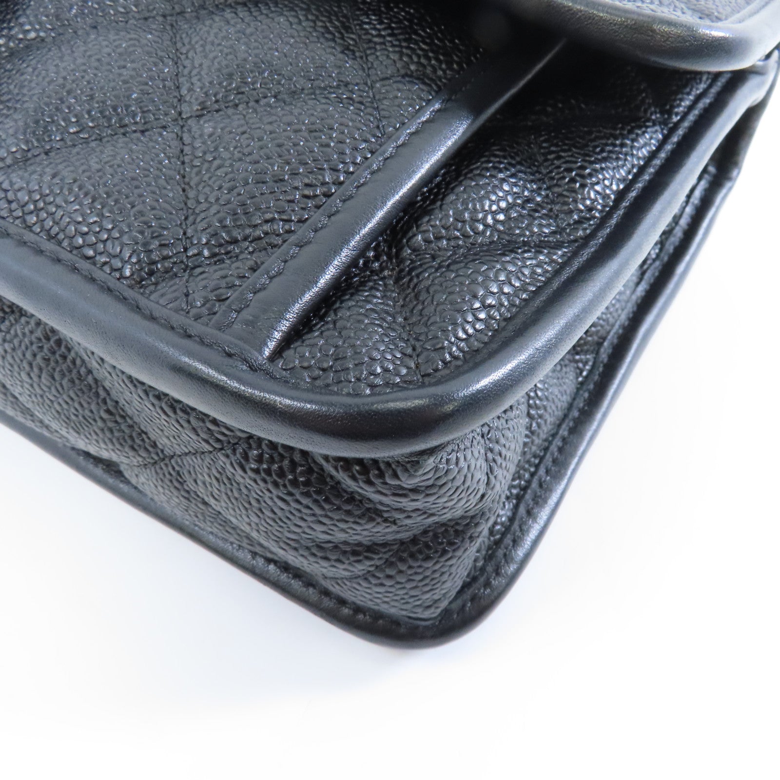 CHANEL 菱格Caviar皮革Chain Shoulder銀扣鏈帶肩背袋黑色