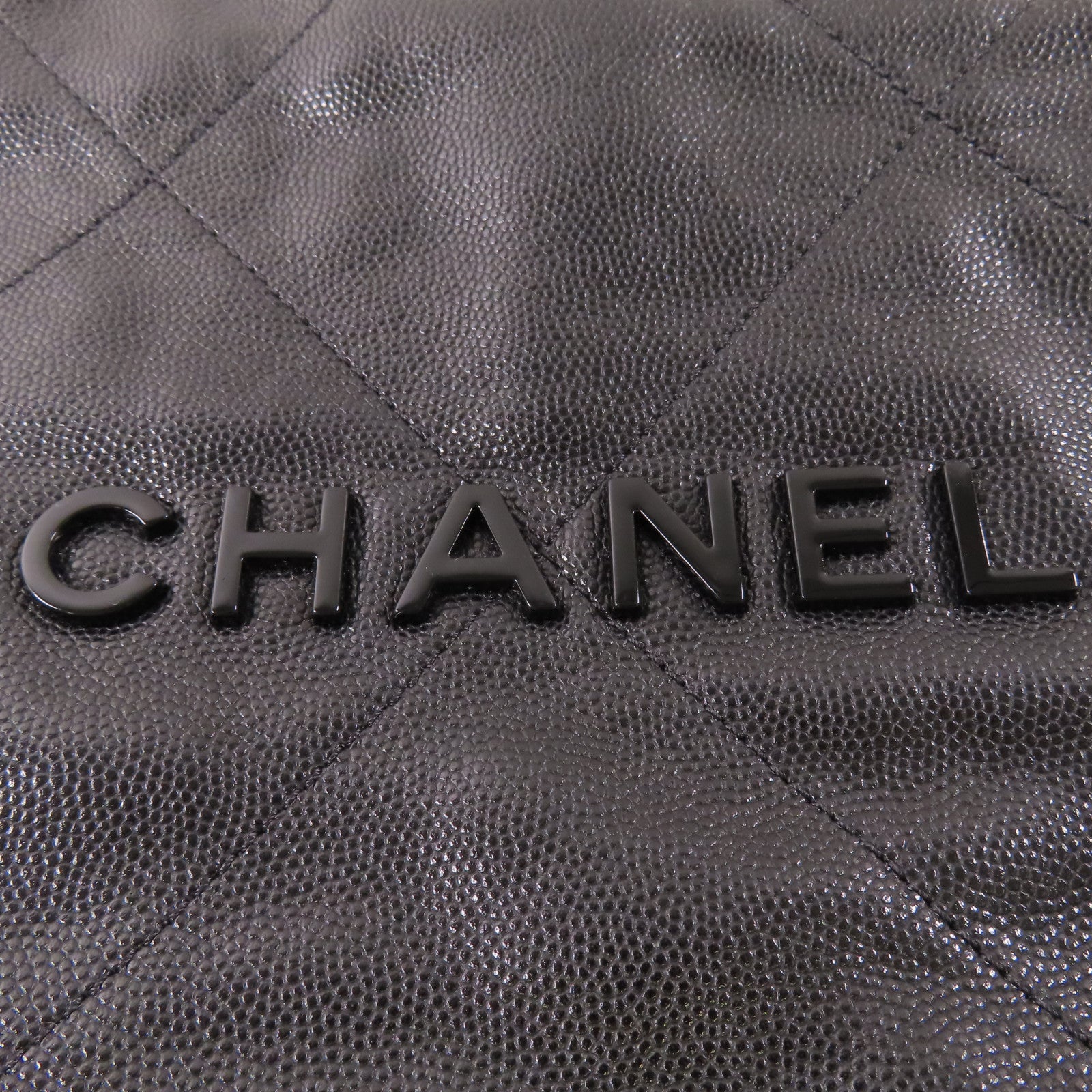 CHANEL 皮革Chanel 22金扣鏈帶肩背袋