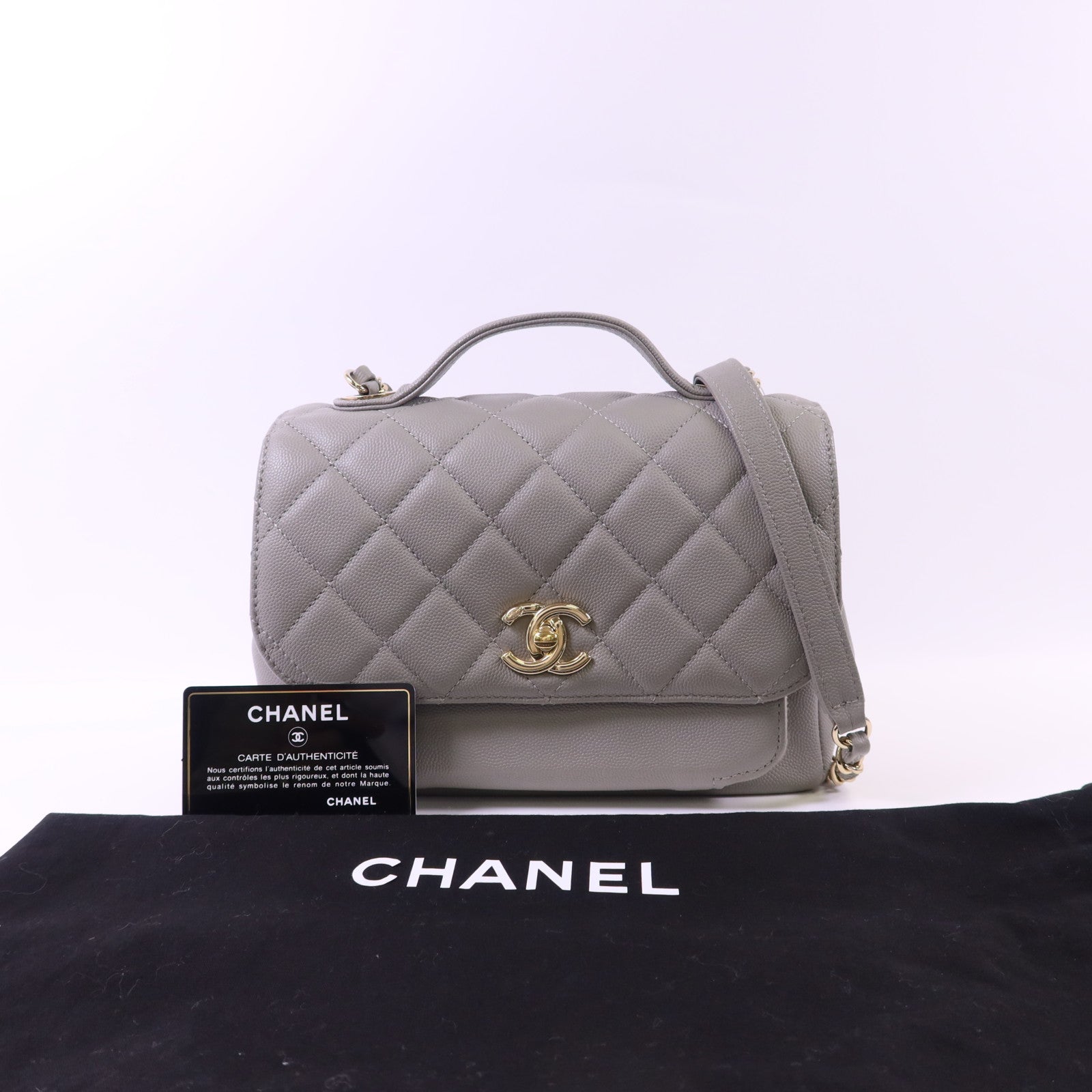 CHANEL 牛皮皮革Business Affinity金扣鏈帶肩背袋