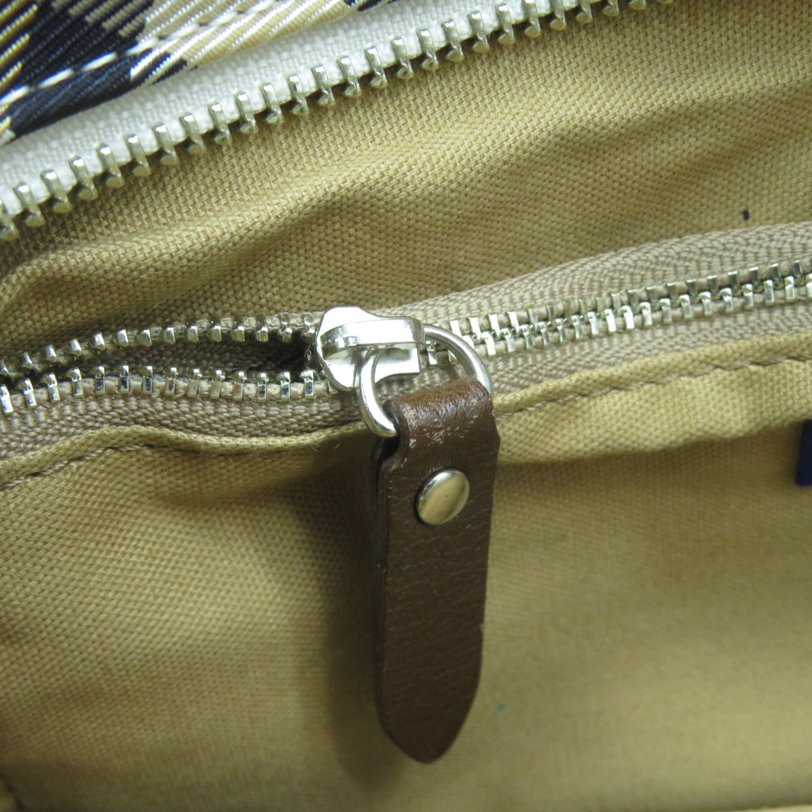BURBERRY 帆布Shoulder Bag銀扣肩背袋啡色/米色