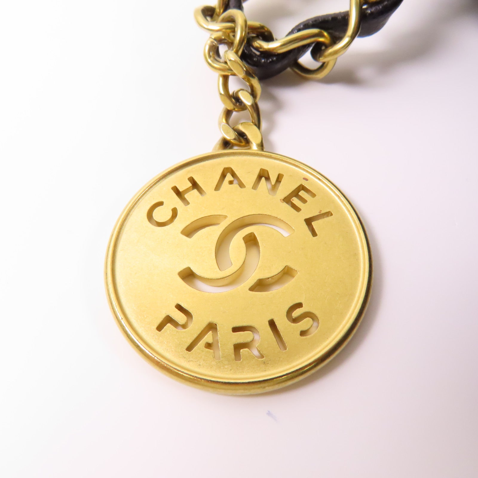 CHANEL 皮革Chanel 22金扣鏈帶肩背袋