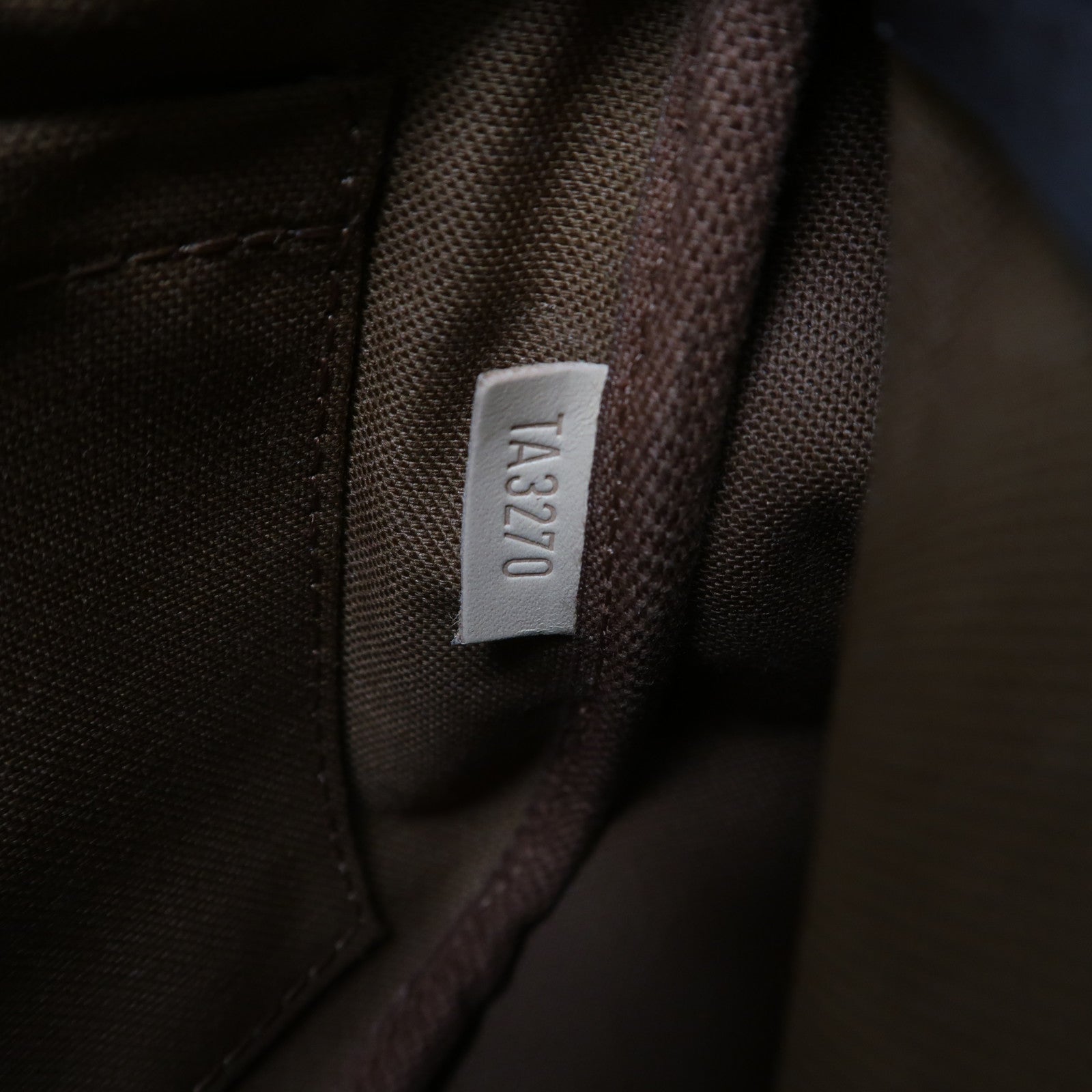 LOUIS VUITTON Monogram Multi Pochette金扣肩背袋啡色