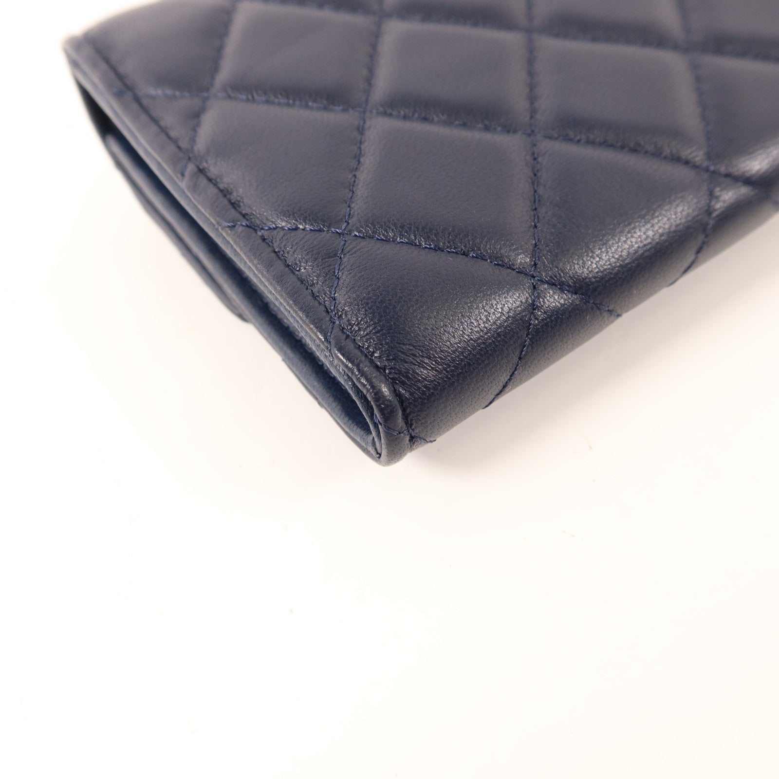 CHANEL 羊皮皮革Bifold Wallet銀扣錢包