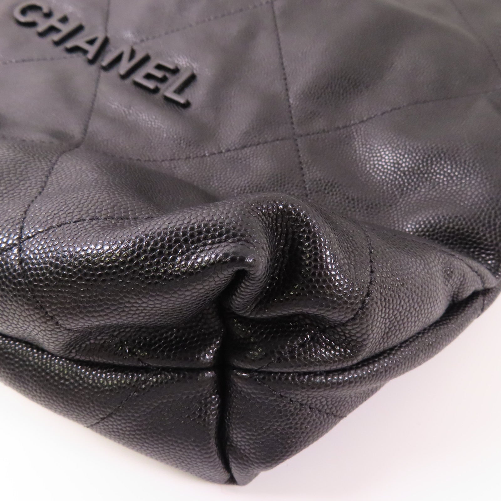 CHANEL 皮革Chanel 22金扣鏈帶肩背袋