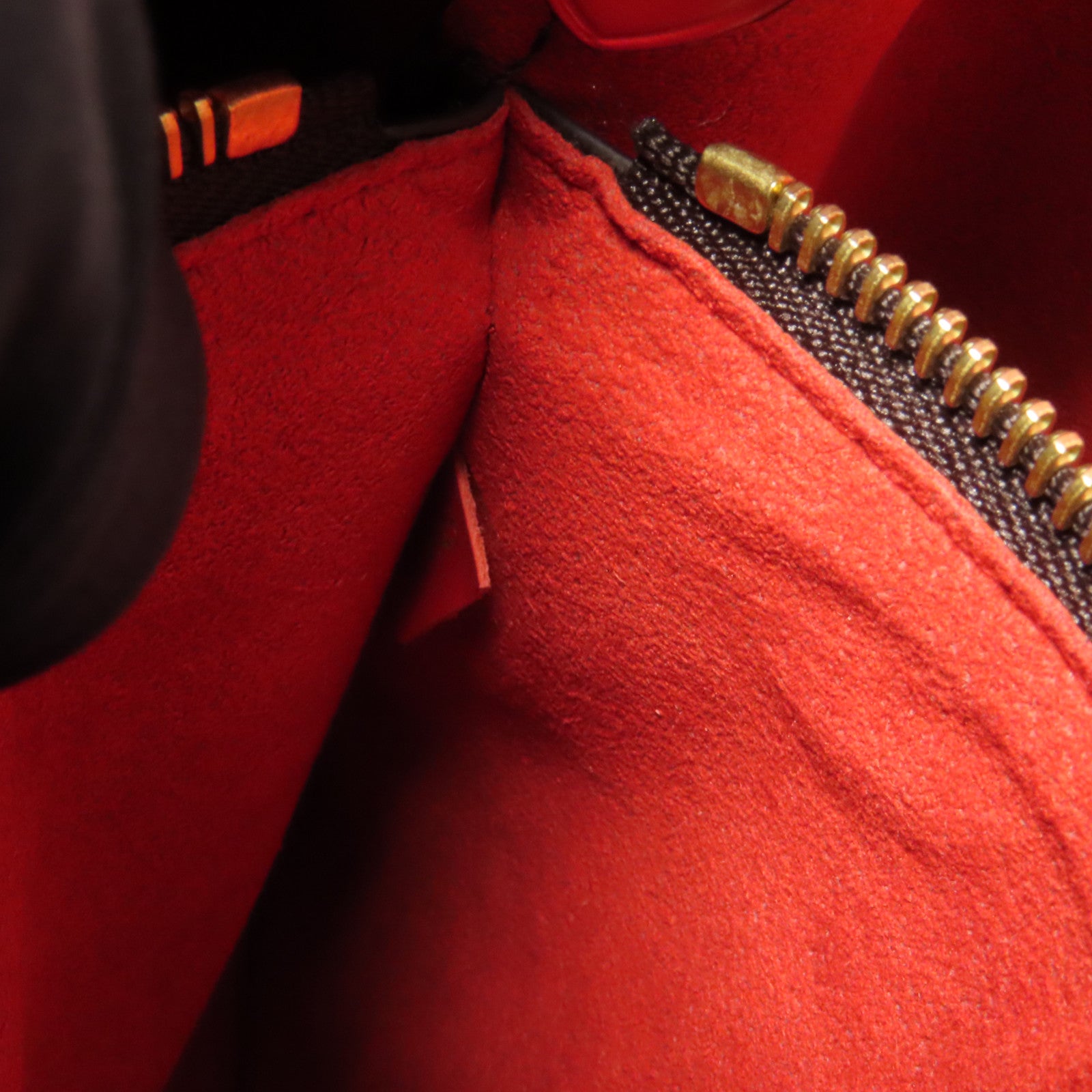 LOUIS VUITTON Monogram Neo Noe Bucket Bag金扣肩背袋Coquelicot