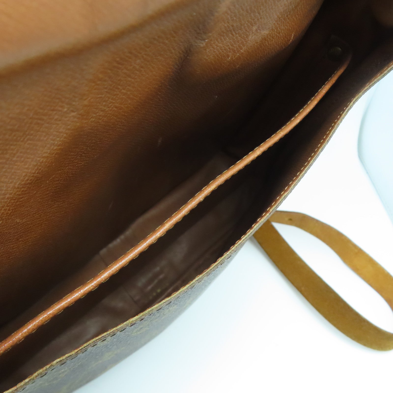 LOUIS VUITTON 【激減優惠】Monogram Cartouchiere GM金扣肩背袋啡色