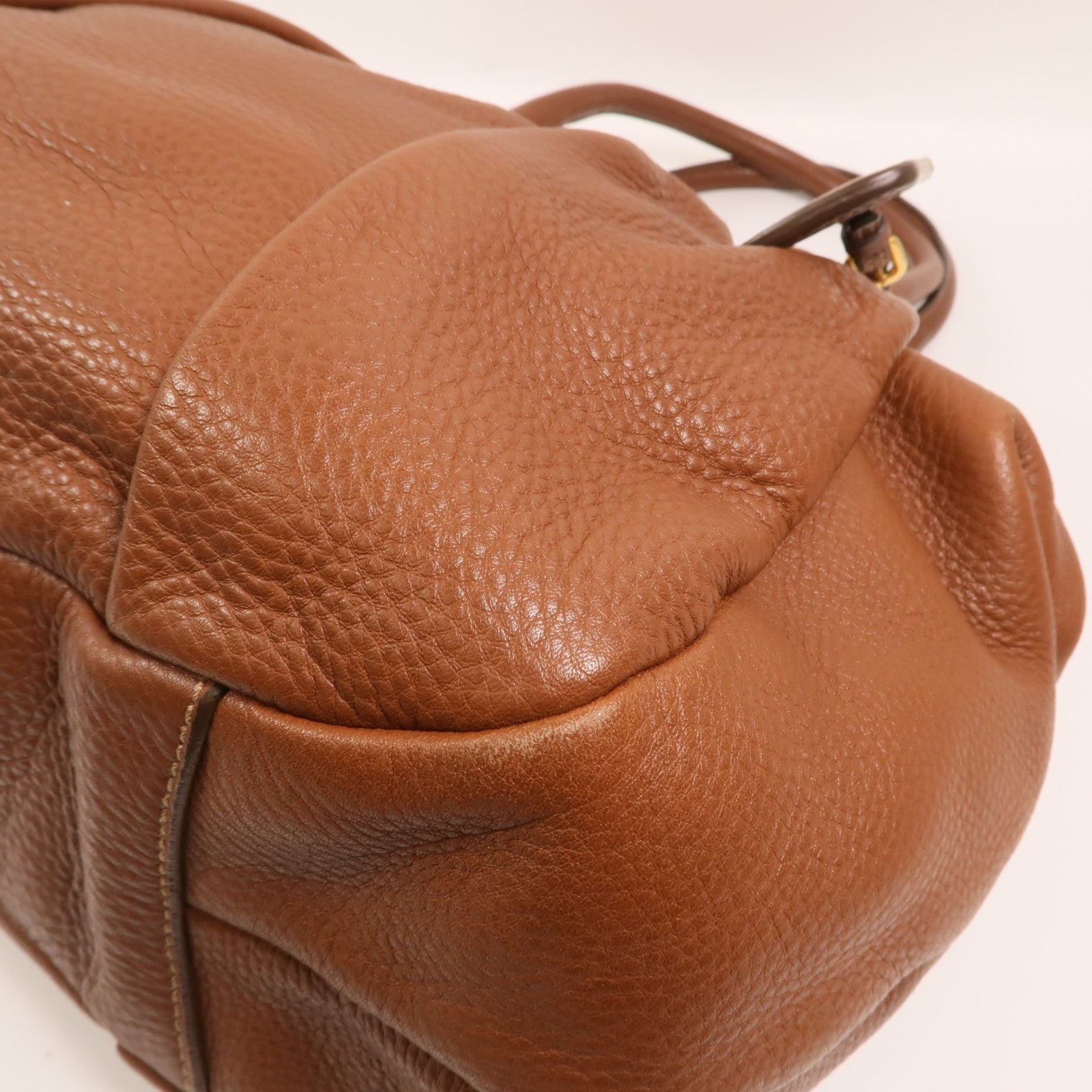 PRADA 牛皮皮革Bauletto Bag金扣肩背袋