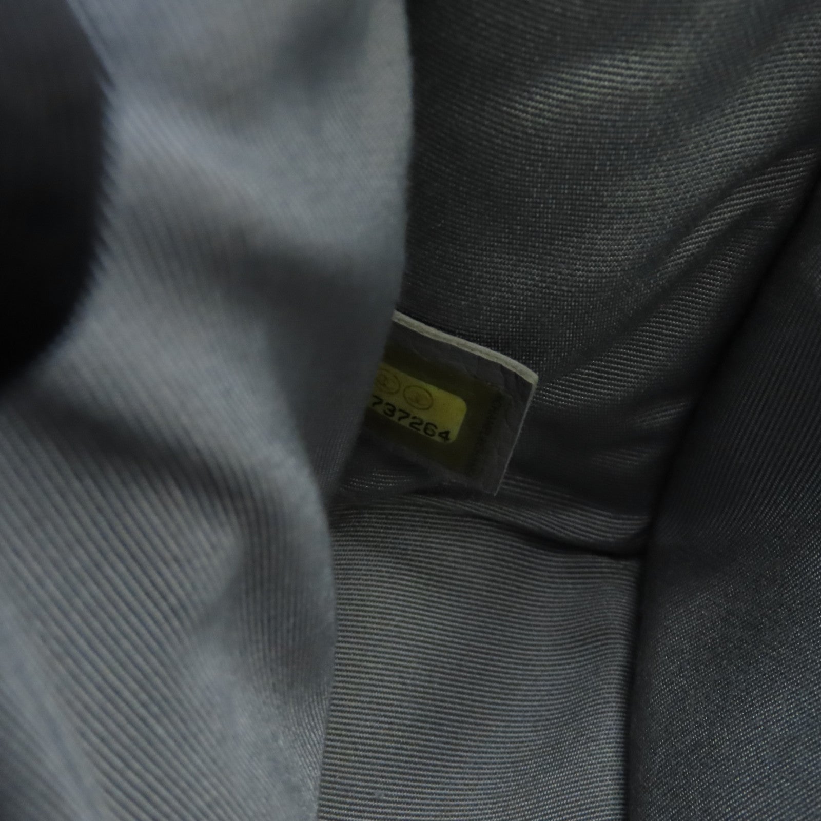 CHANEL 菱格Caviar皮革Chain Shoulder銀扣鏈帶肩背袋黑色