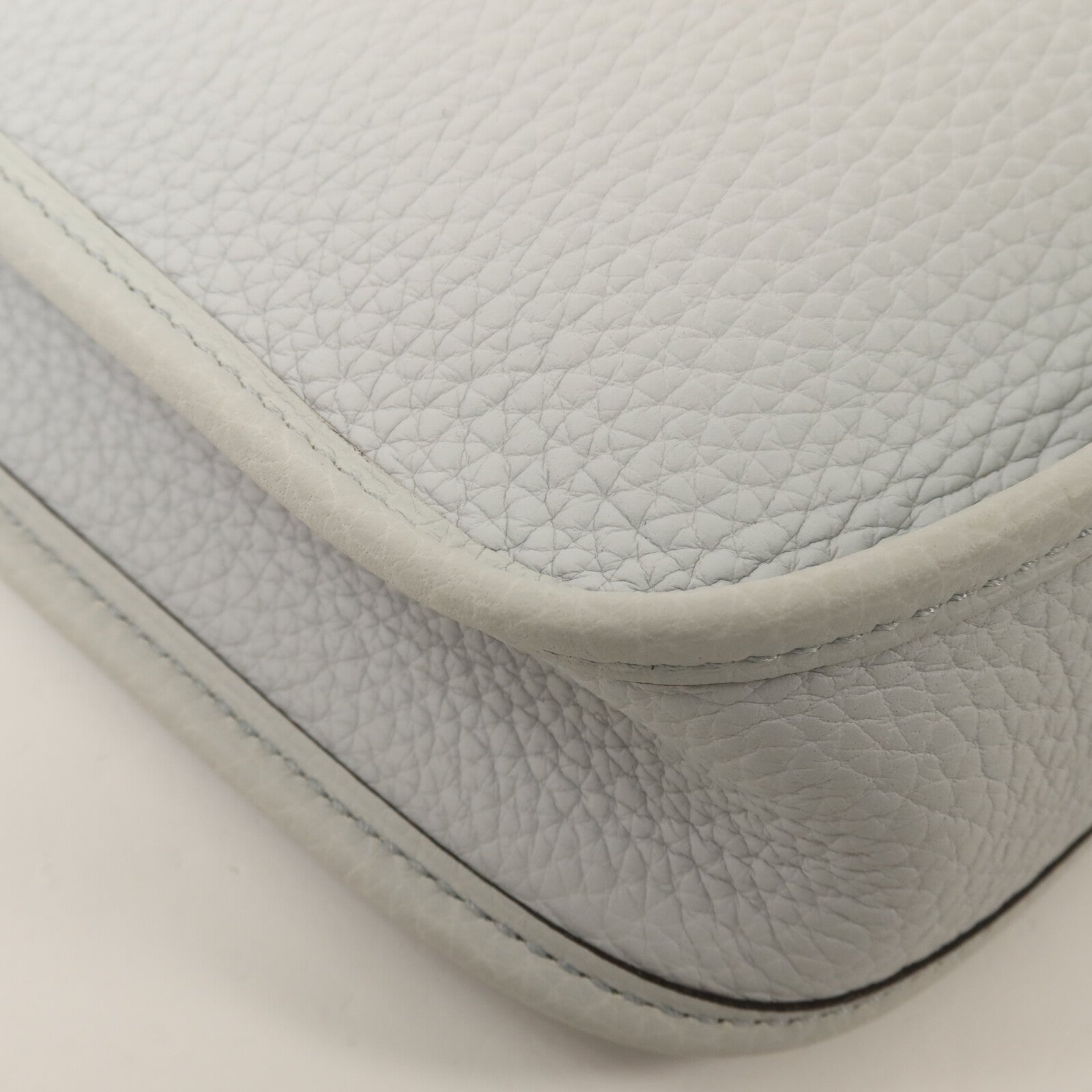 HERMES Clemence皮革Evelyne TPM肩背袋Bleu Pale