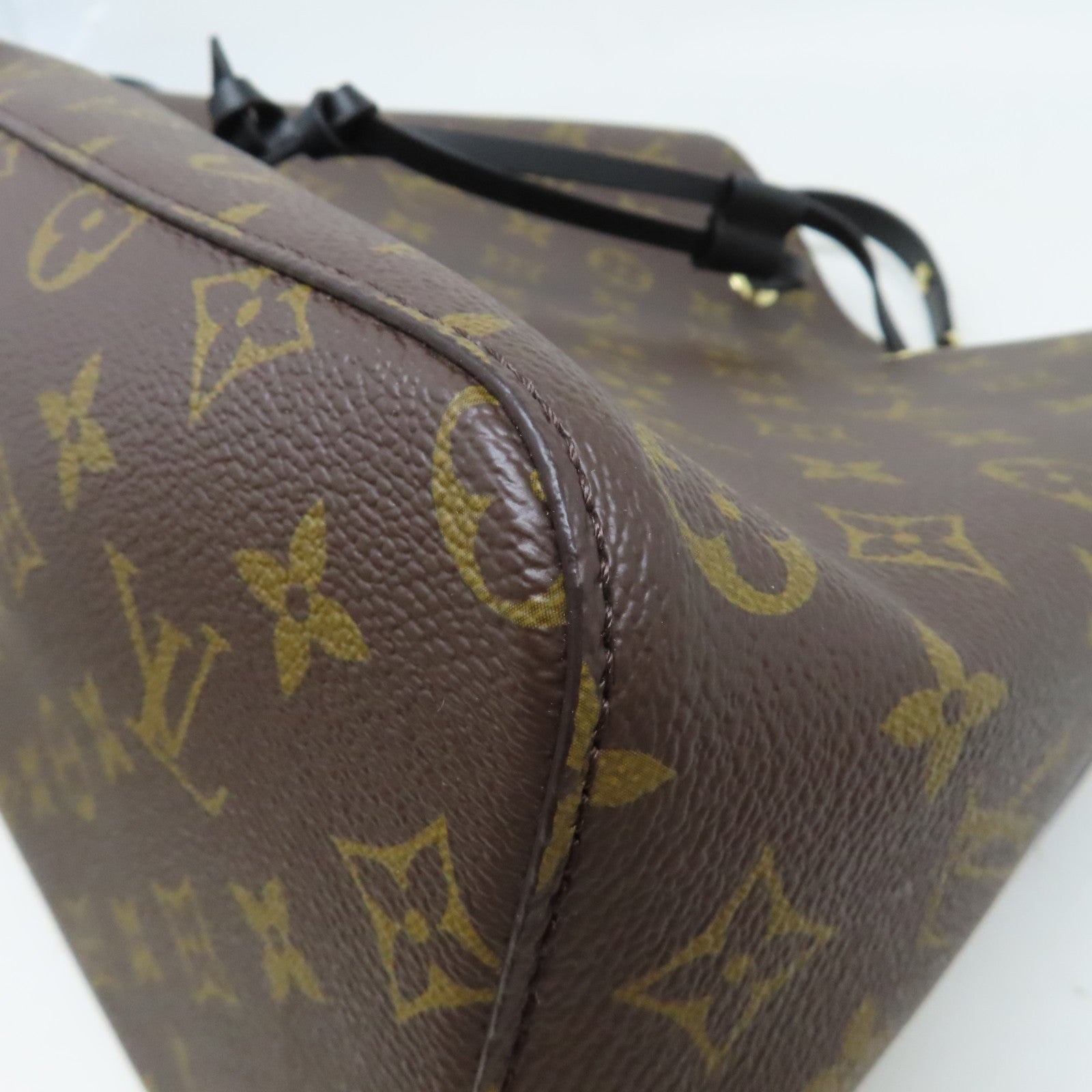 LOUIS VUITTON Monogram Neo Noe MM金扣肩背袋啡色/黑色