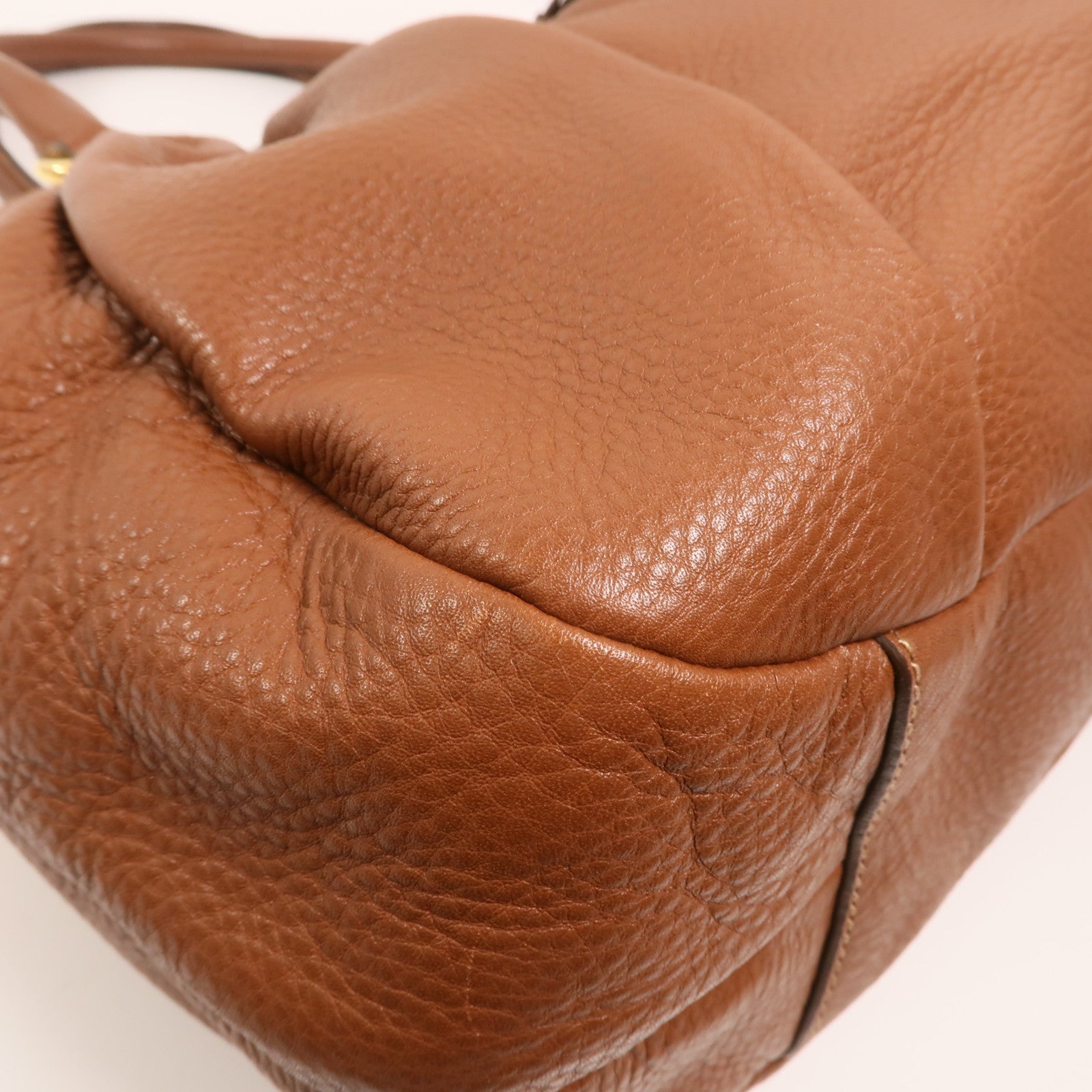 PRADA 牛皮皮革Bauletto Bag金扣肩背袋