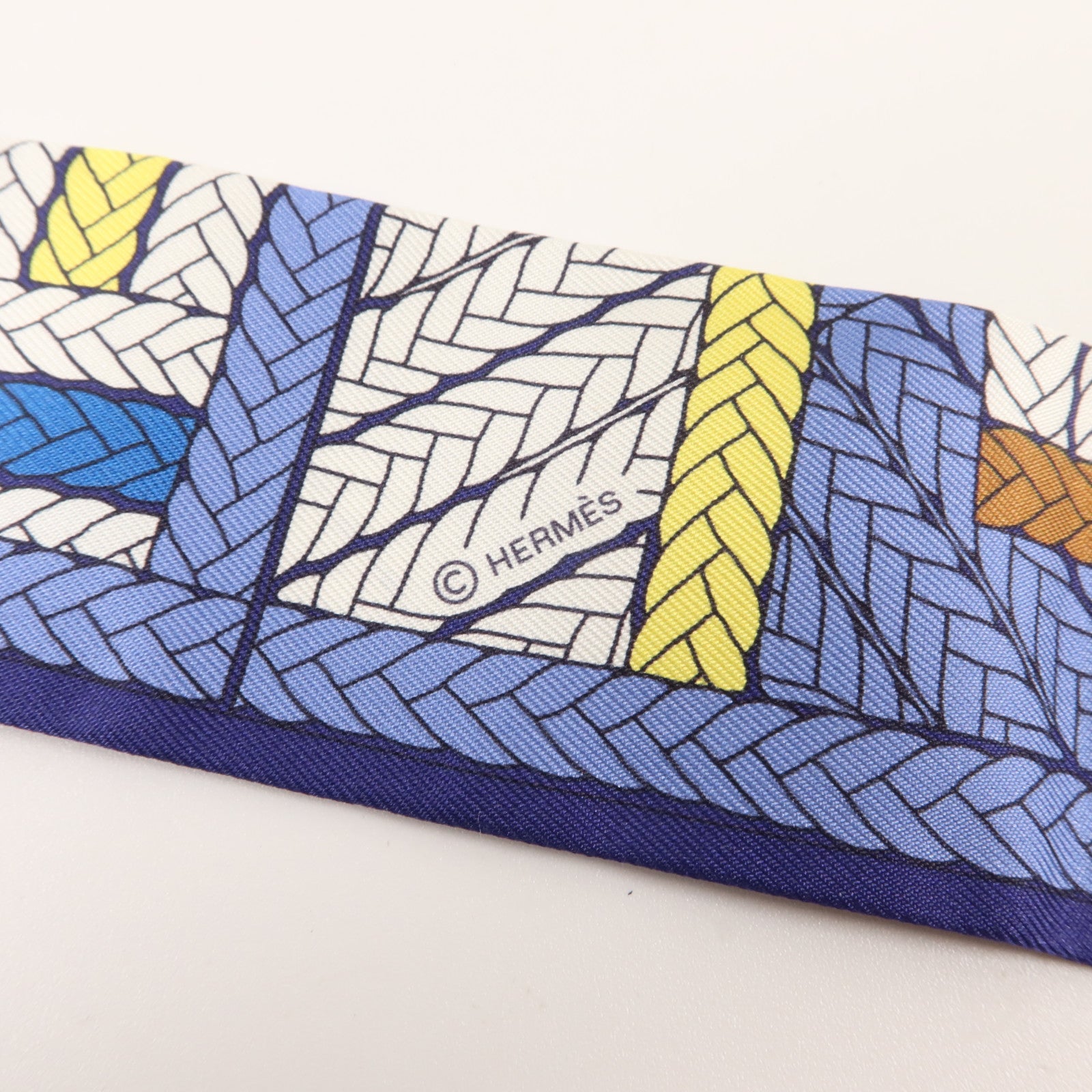 HERMES 絲質Twilly絲巾