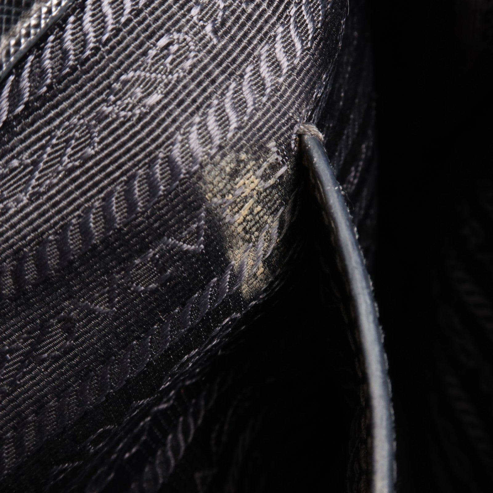 PRADA 牛皮皮革Double Zip Handbag金扣手挽袋