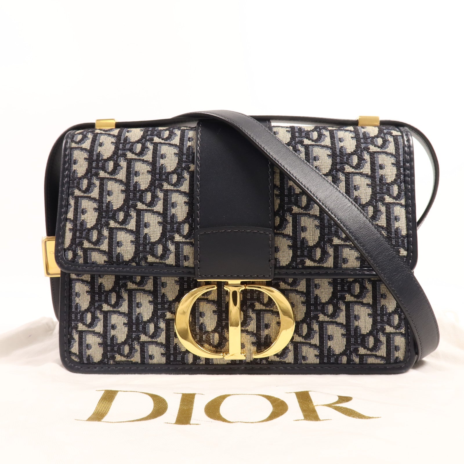 Dior 帆布30 Montaigne金扣肩背袋