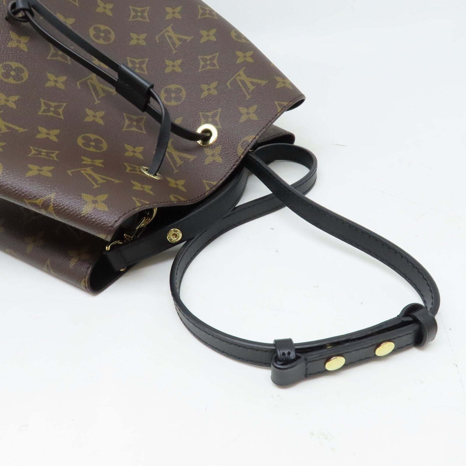 LOUIS VUITTON Monogram Neo Noe MM金扣肩背袋啡色/黑色