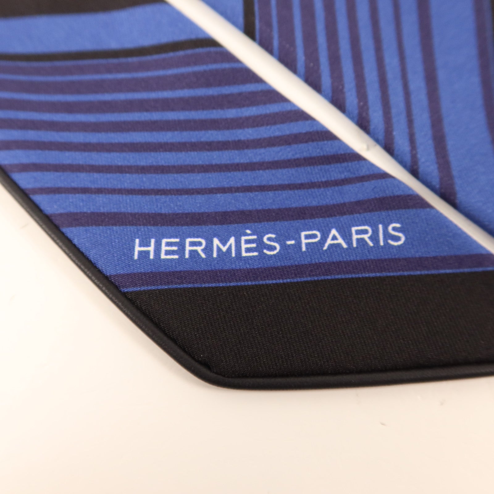 HERMES 絲質Twilly絲巾