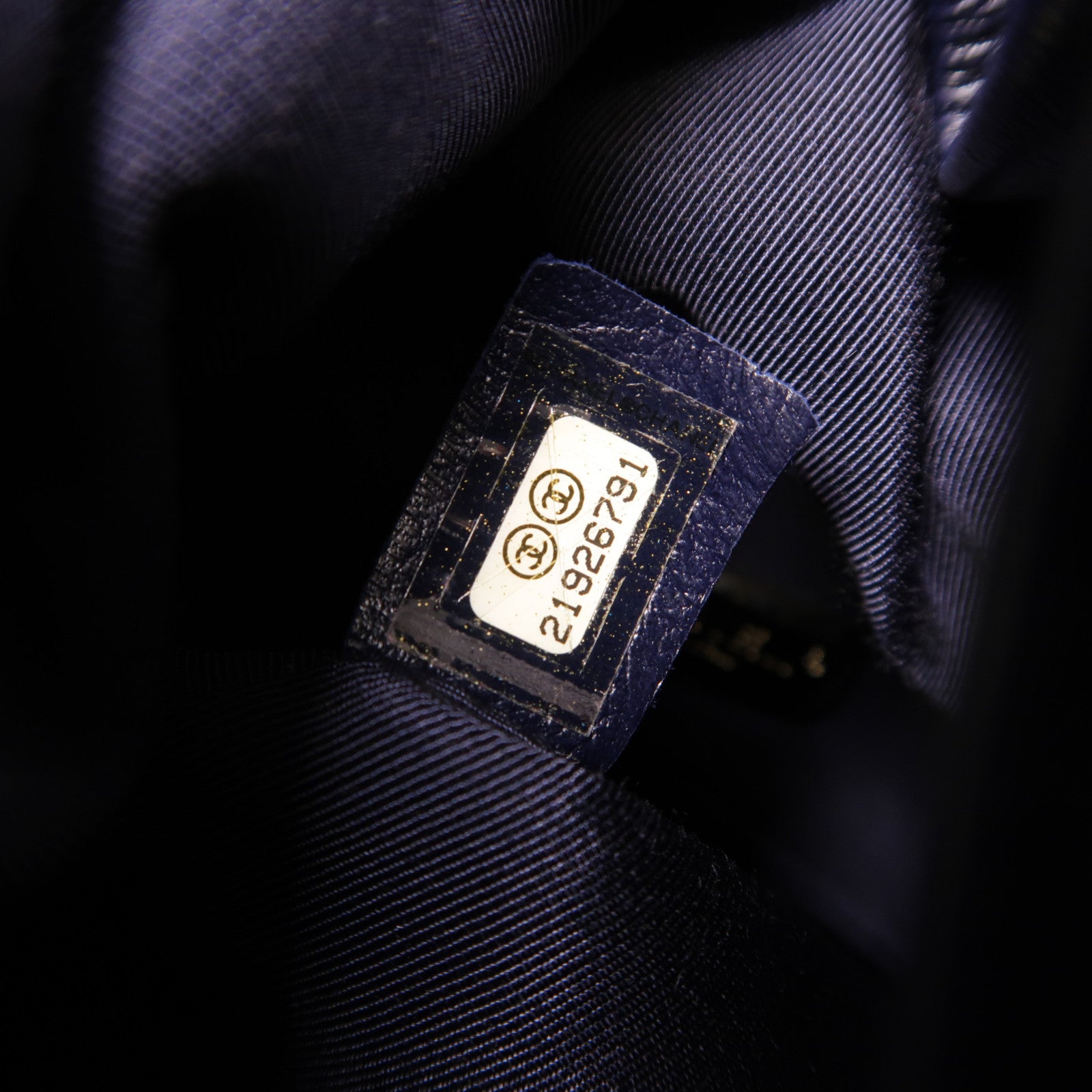 CHANEL 【激減優惠】羊皮皮革Backpack金扣背包