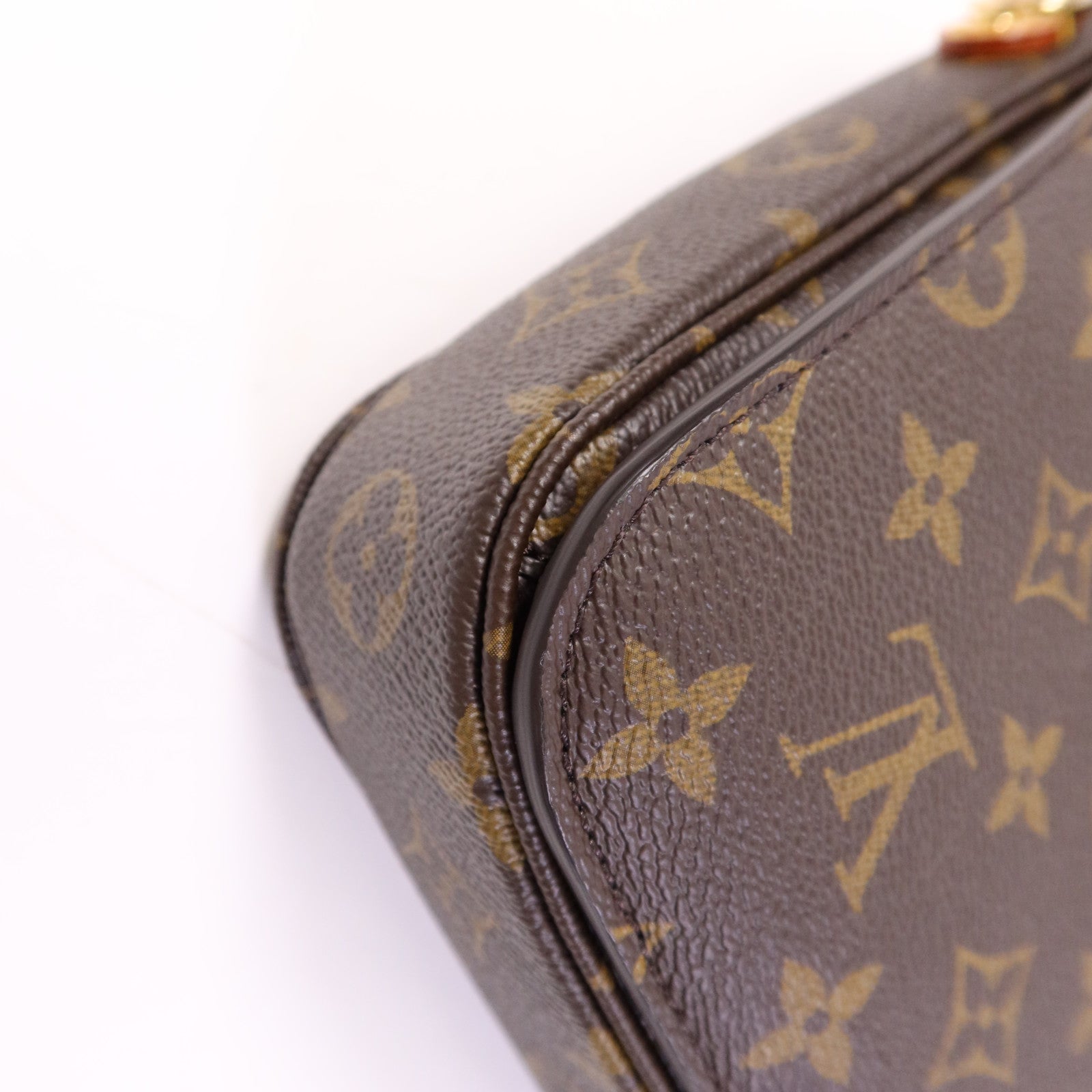 LOUIS VUITTON 【激減優惠】Monogram Pochette Metis MM金扣手挽肩背兩用袋