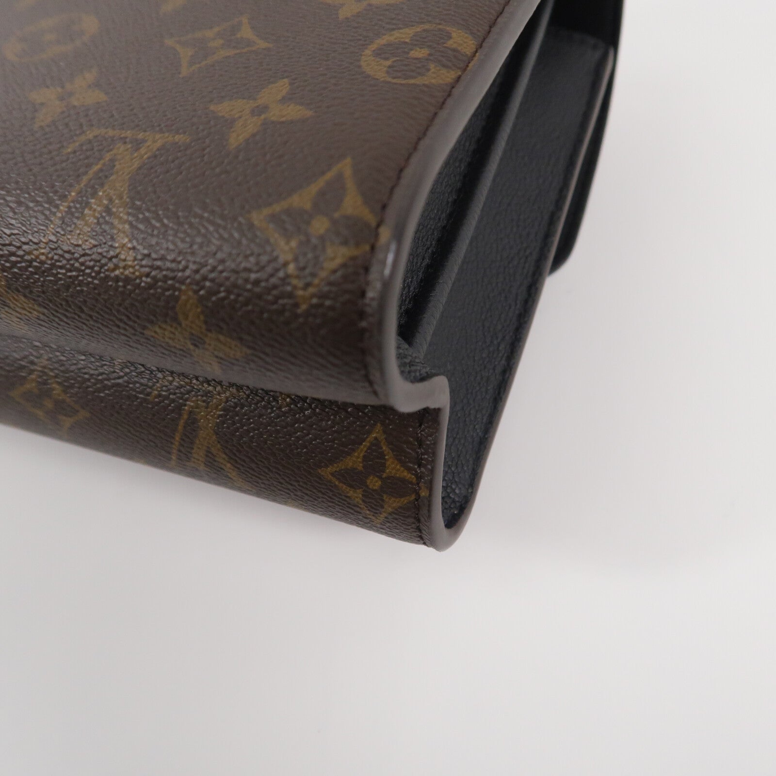 LOUIS VUITTON Monogram Victoire鏈帶肩背袋