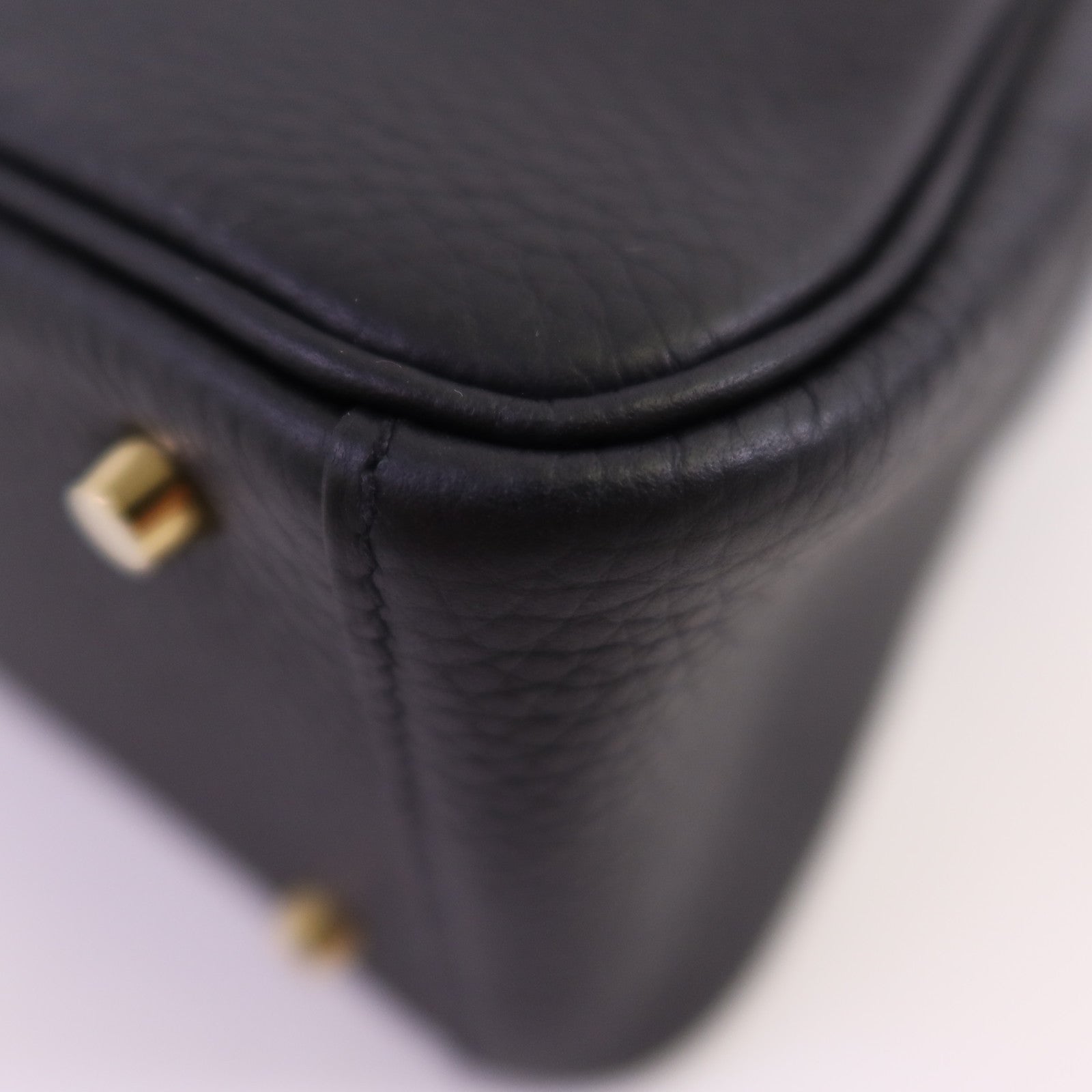 HERMES Clemence皮革Mini Lindy金扣肩背袋Noir