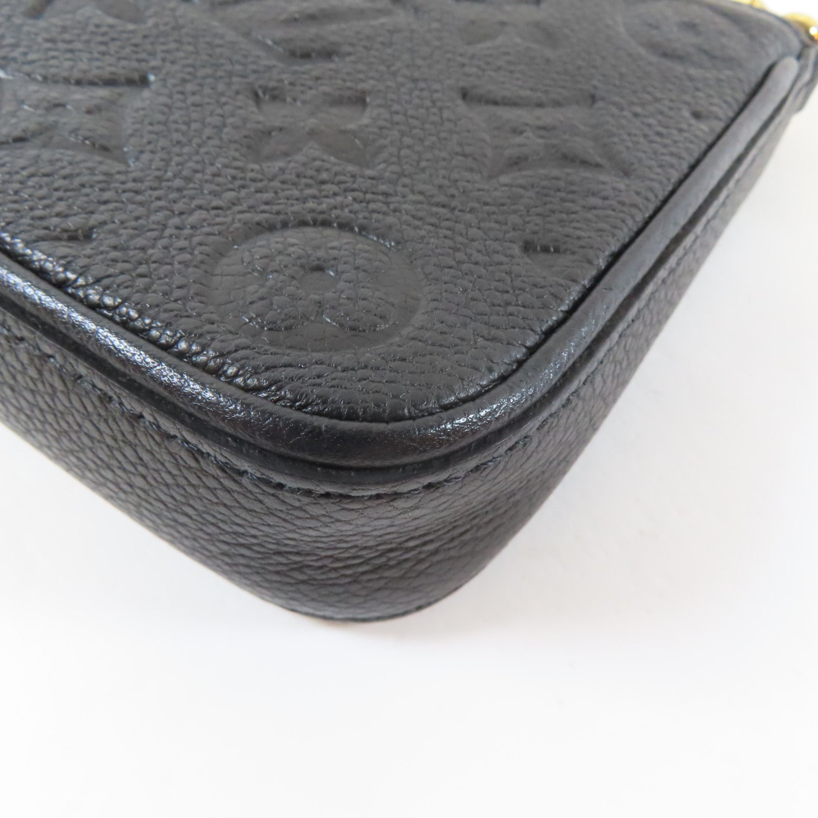 LOUIS VUITTON Monogram Empreinte Easy Pouch On Strap金扣手挽袋黑色