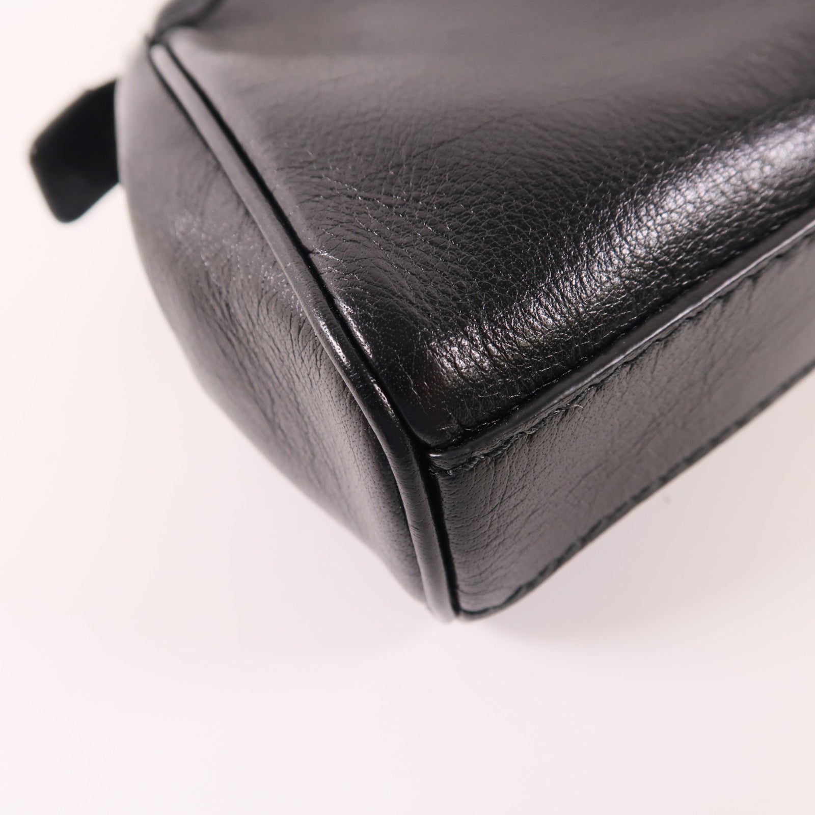 GUCCI GG GHW Shoulder Bag 524620 Calfskin Leather Black