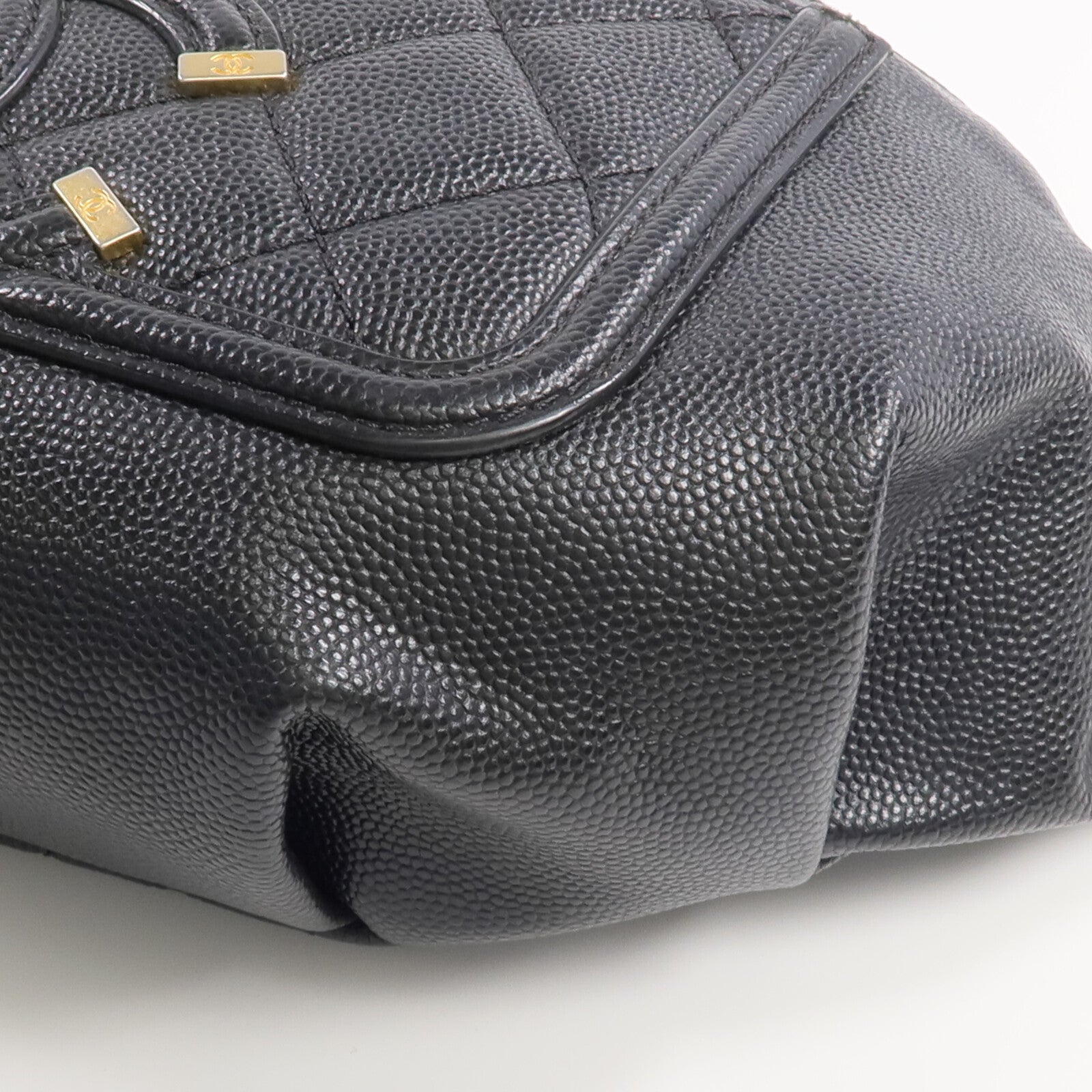 CHANEL 牛皮皮革Filigree Waist Bag金扣腰包