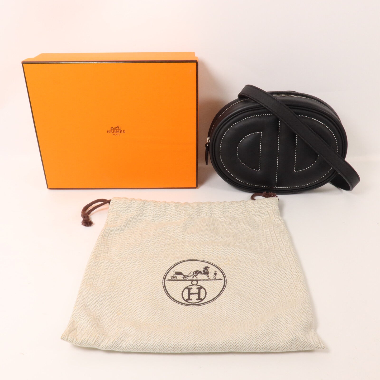 HERMES Swift皮革In The Loop肩背袋Noir