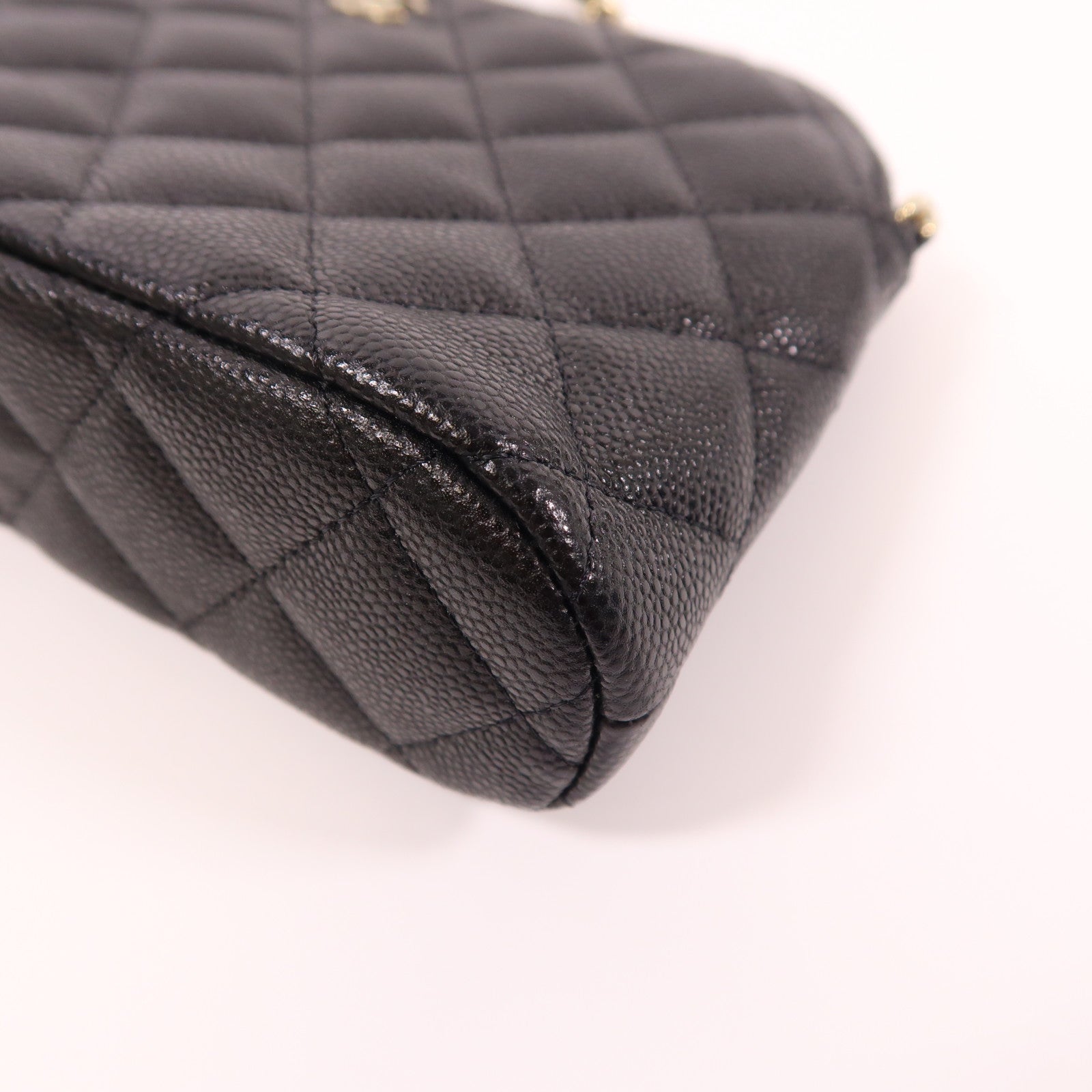 CHANEL 牛皮皮革Chain Shoulder金扣鏈帶肩背袋