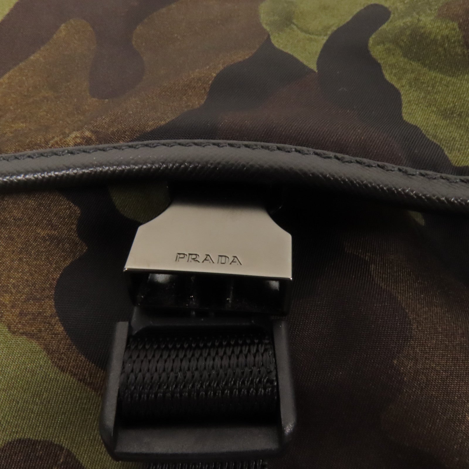 PRADA 尼龍Shoulder Bag肩背袋