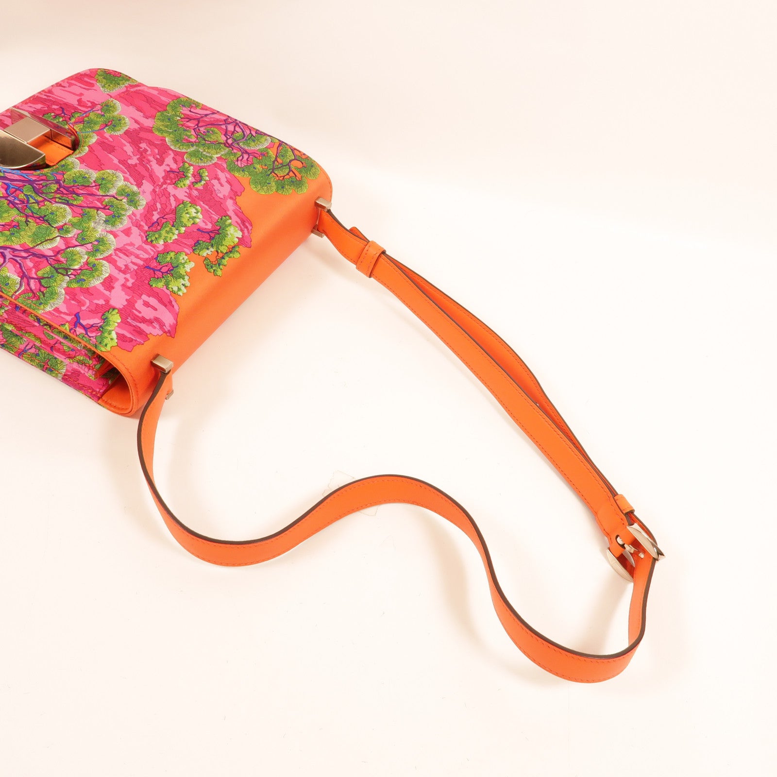 HERMES Swift皮革/Silk 2002 Sieste Au Paradis肩背袋Orange Poppy