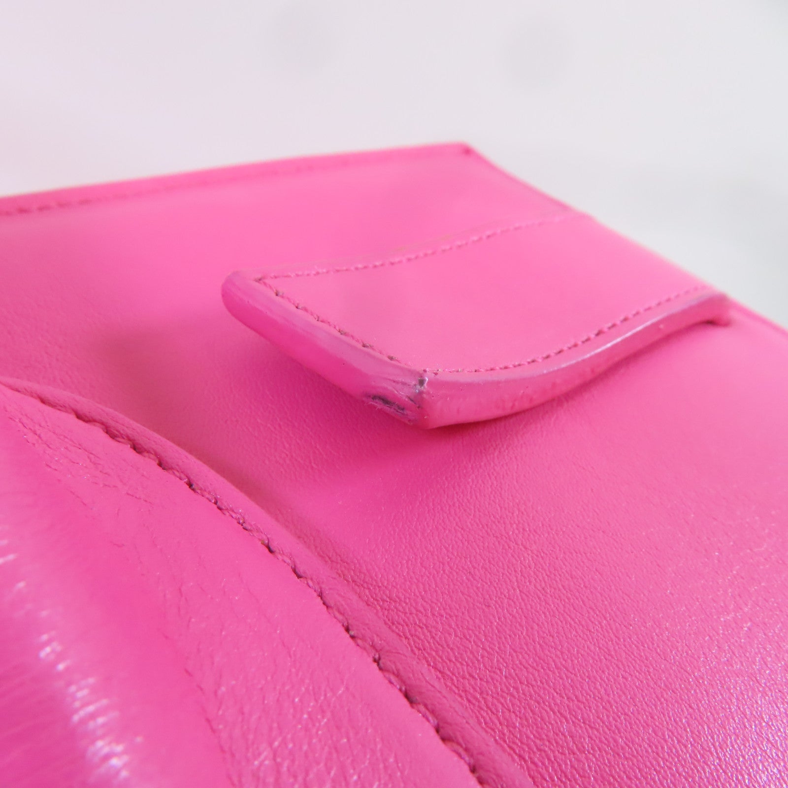 SAINT LAURENT 牛皮皮革Sac de Jour金扣手挽肩背兩用袋粉紅色