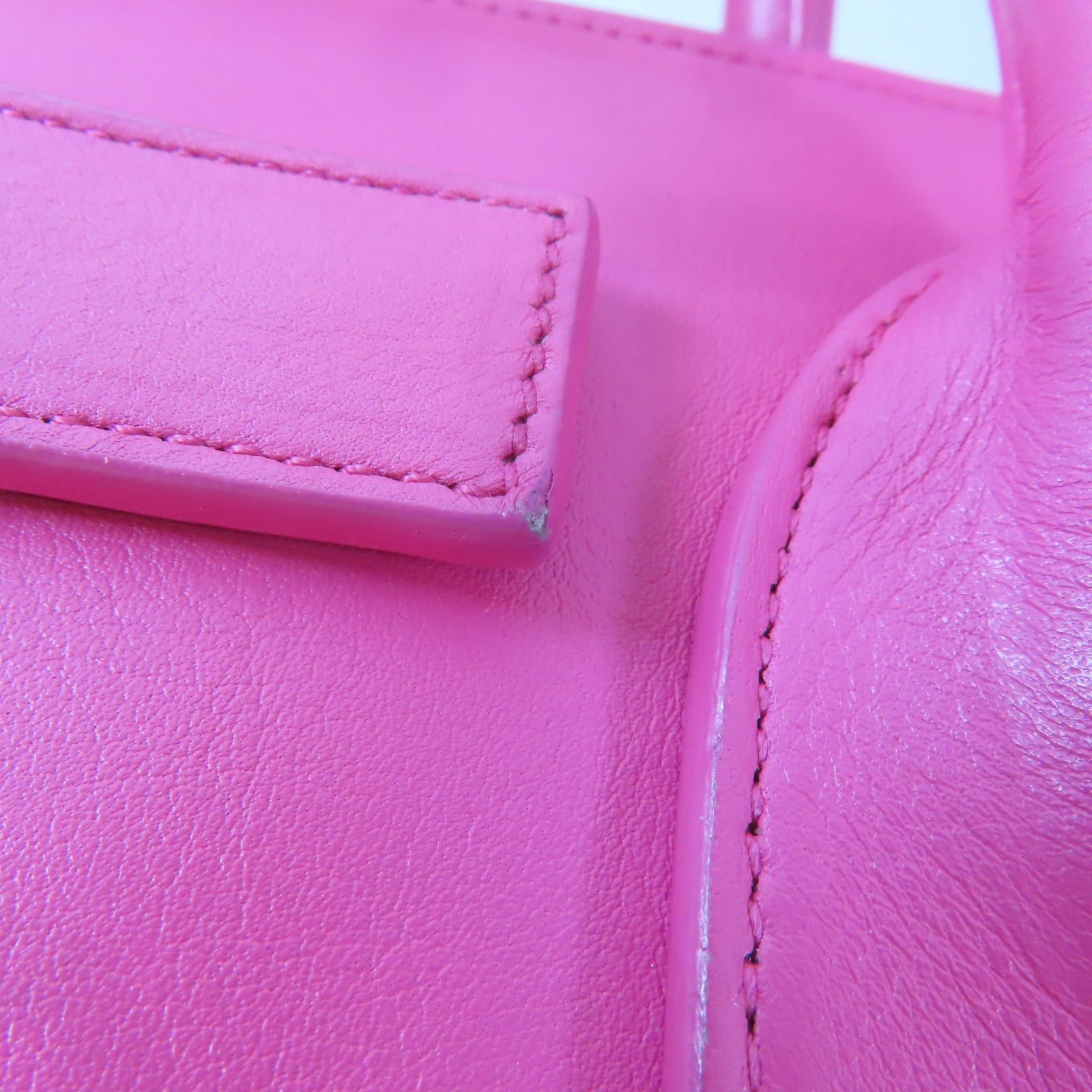 SAINT LAURENT 牛皮皮革Sac de Jour金扣手挽肩背兩用袋粉紅色