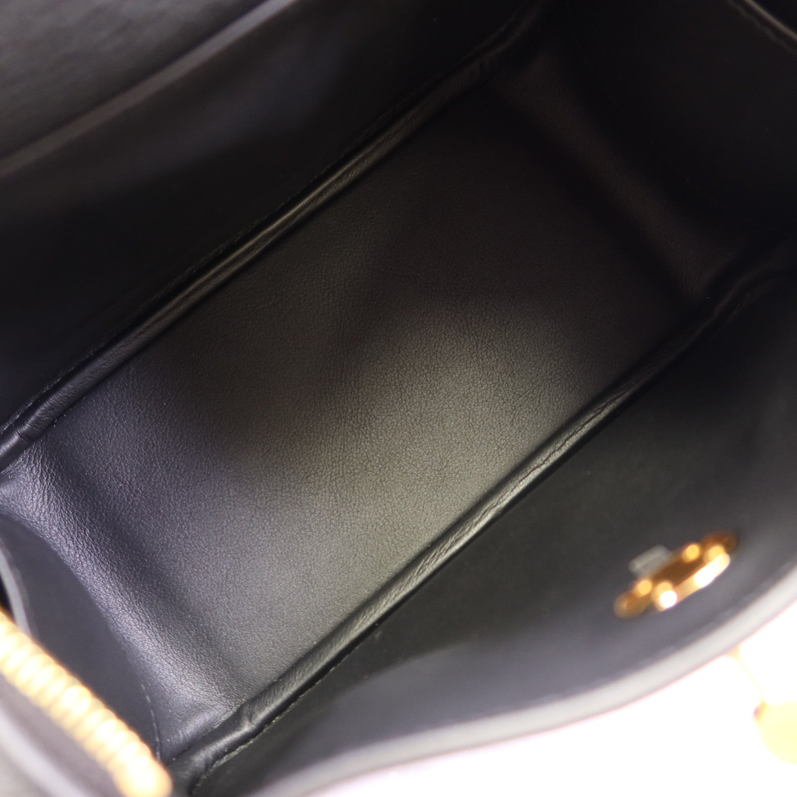 HERMES Clemence皮革Mini Lindy金扣肩背袋Noir