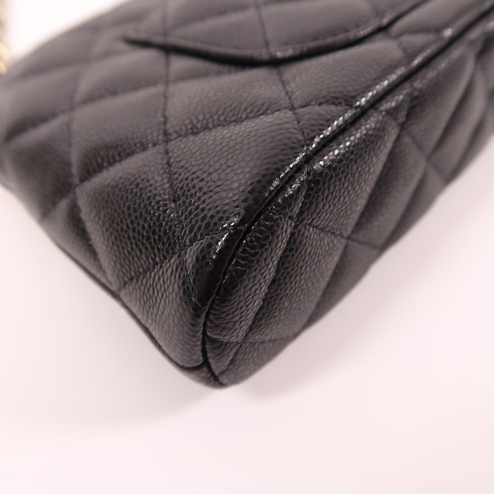 CHANEL 牛皮皮革Chain Shoulder金扣鏈帶肩背袋