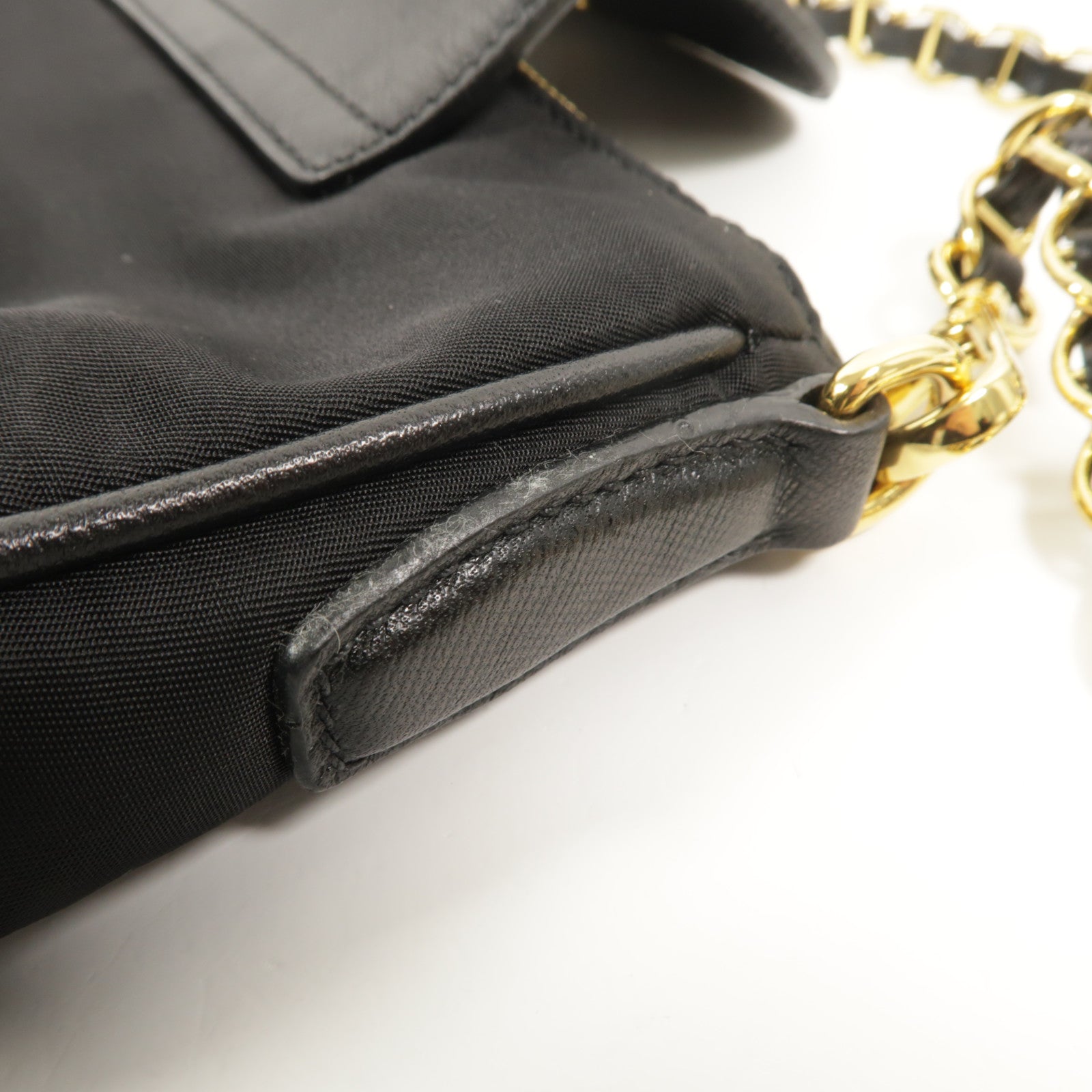 PRADA 尼龍Chain Pouch Shoulder Bag鏈帶肩背袋