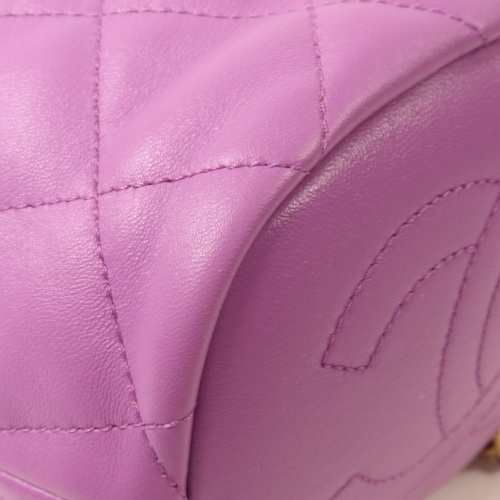 CHANEL 羊皮皮革Bucket Backpack鏈帶背包