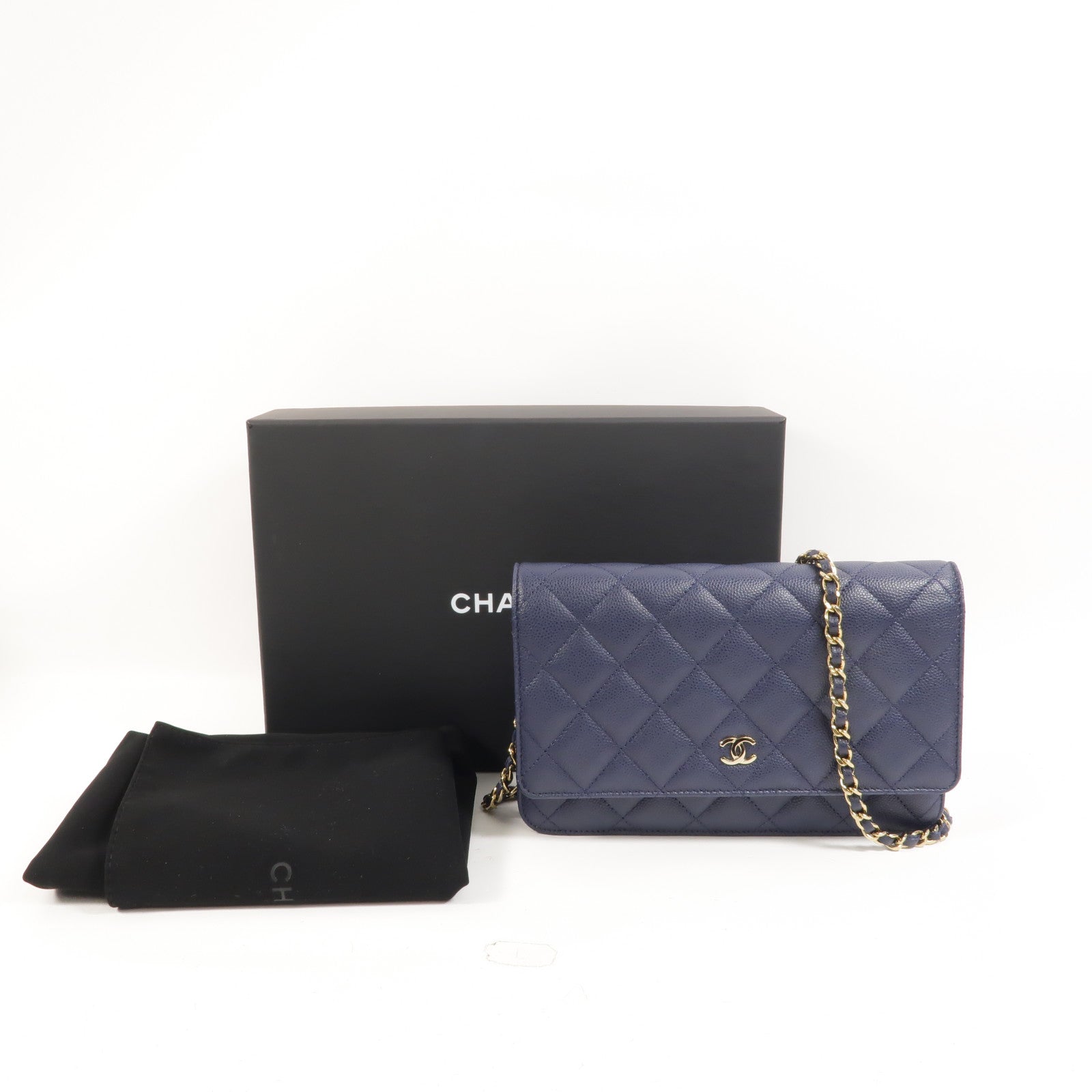 CHANEL 牛皮皮革WOC Wallet On Chain鏈帶肩背袋