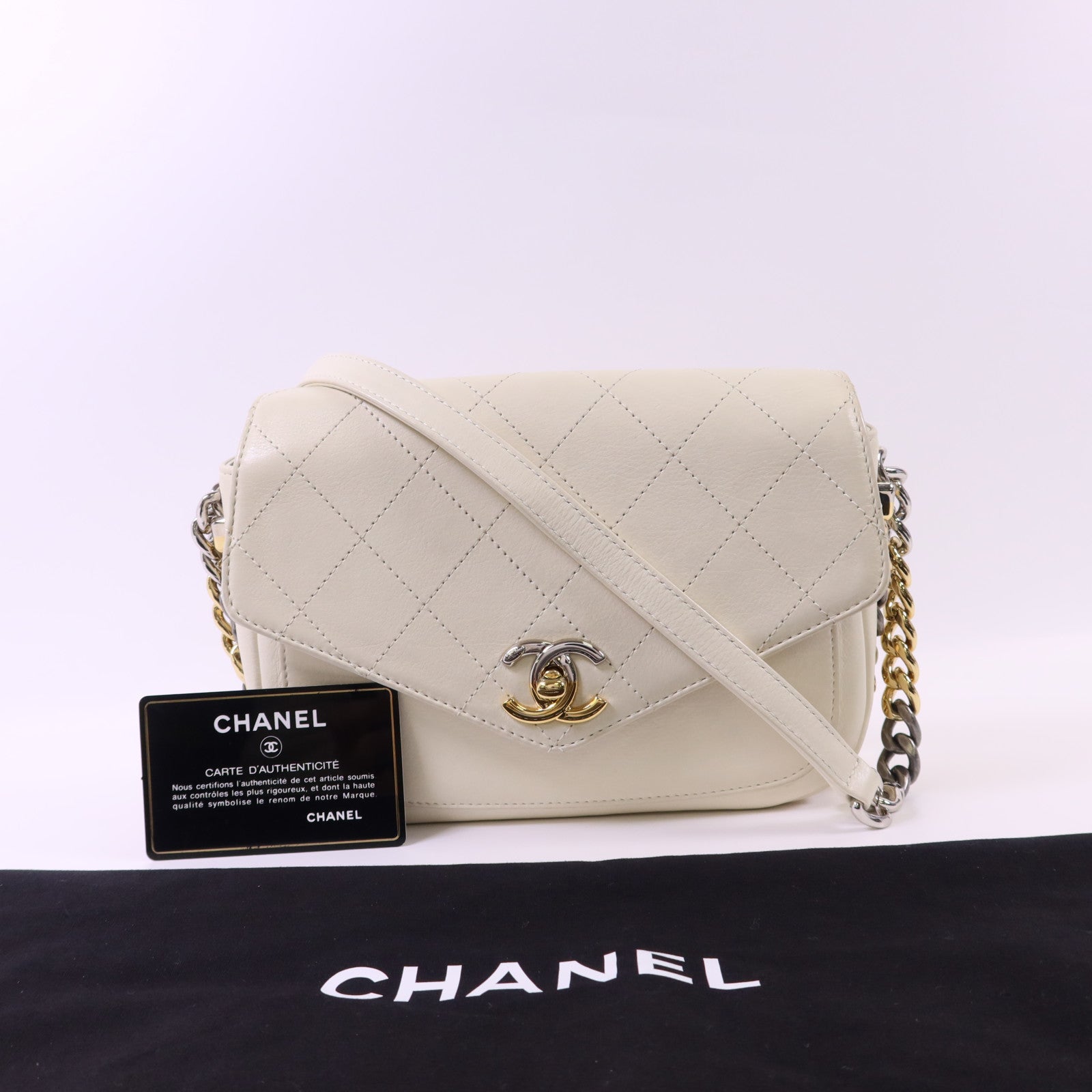 CHANEL 牛皮皮革Chain Shoulder銀扣鏈帶肩背袋