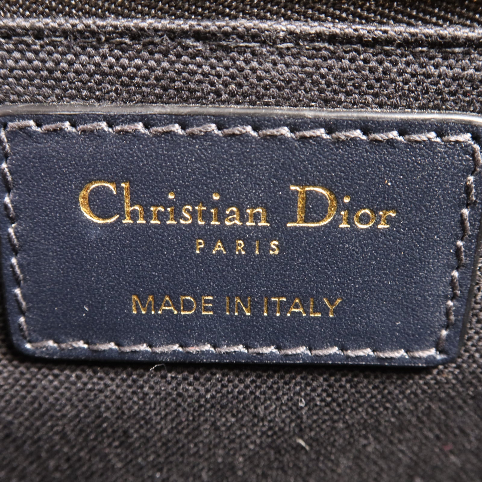 Dior 帆布30 Montaigne金扣肩背袋