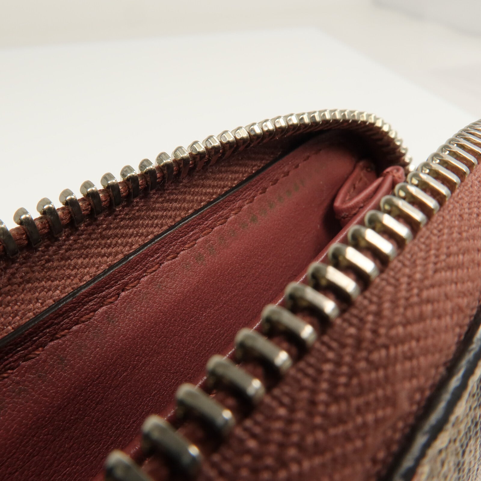 GUCCI 塗層帆布Card Case銀扣卡片套