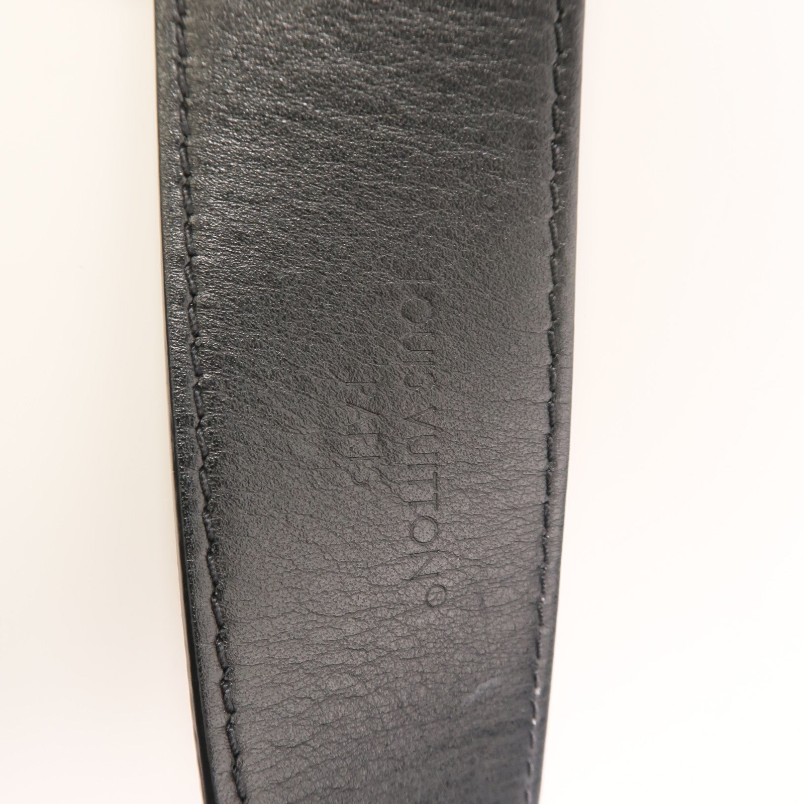 LOUIS VUITTON 羊皮皮革CarryAll Vibe MM肩背袋